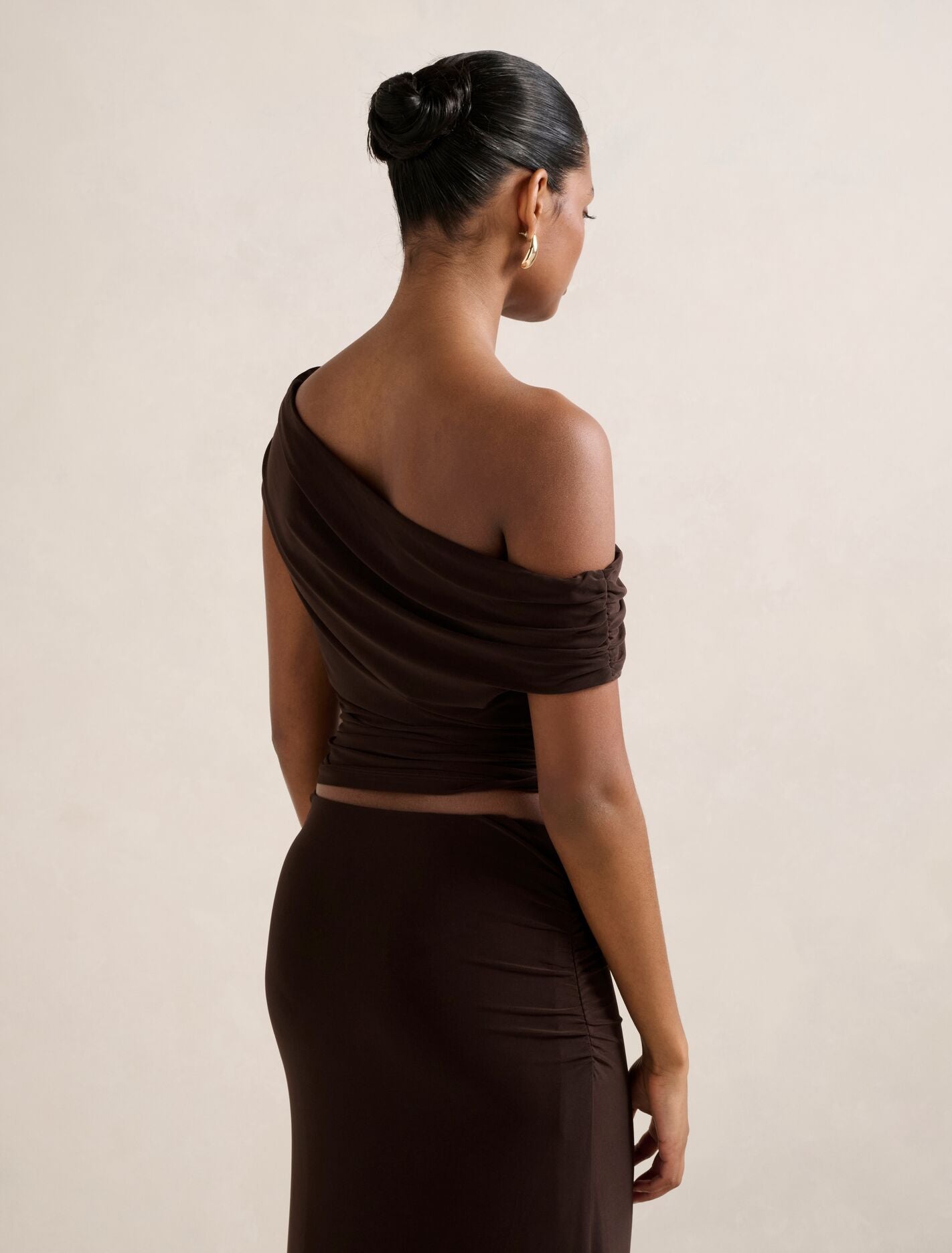 Mimi Petite Off Shoulder Top Forever New