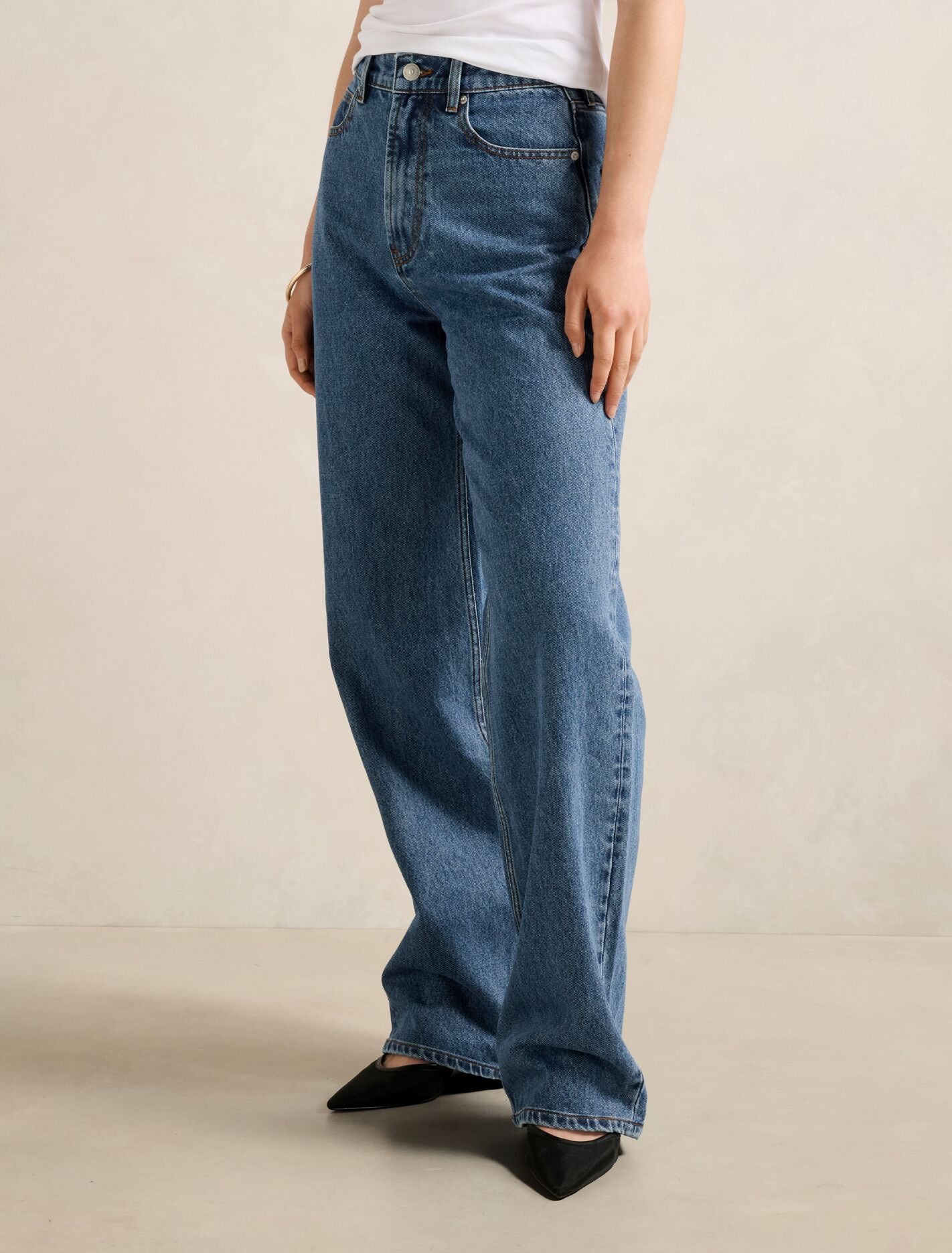 Cloe Straight Leg Jeans