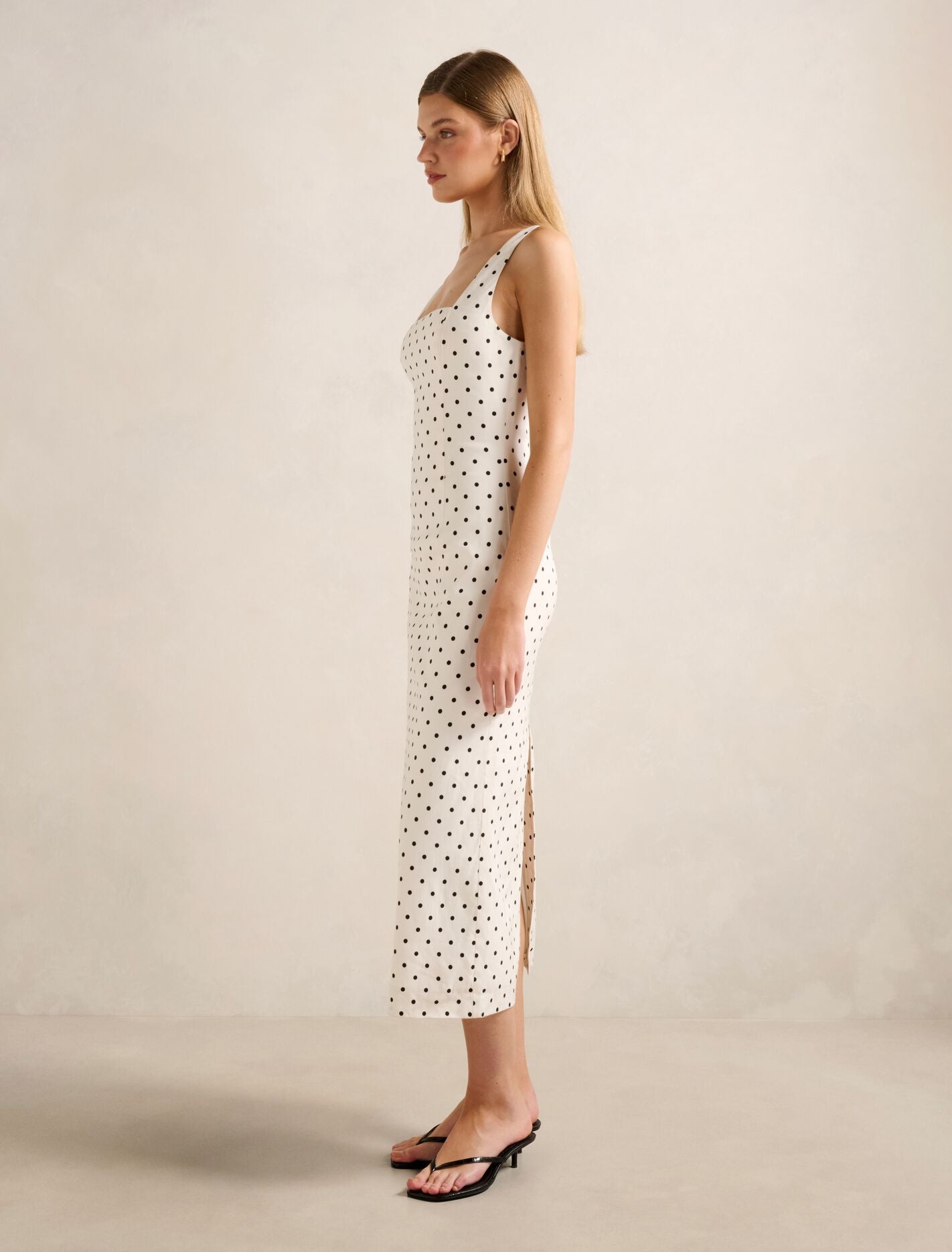 Jana Stretch Linen Midi Dress