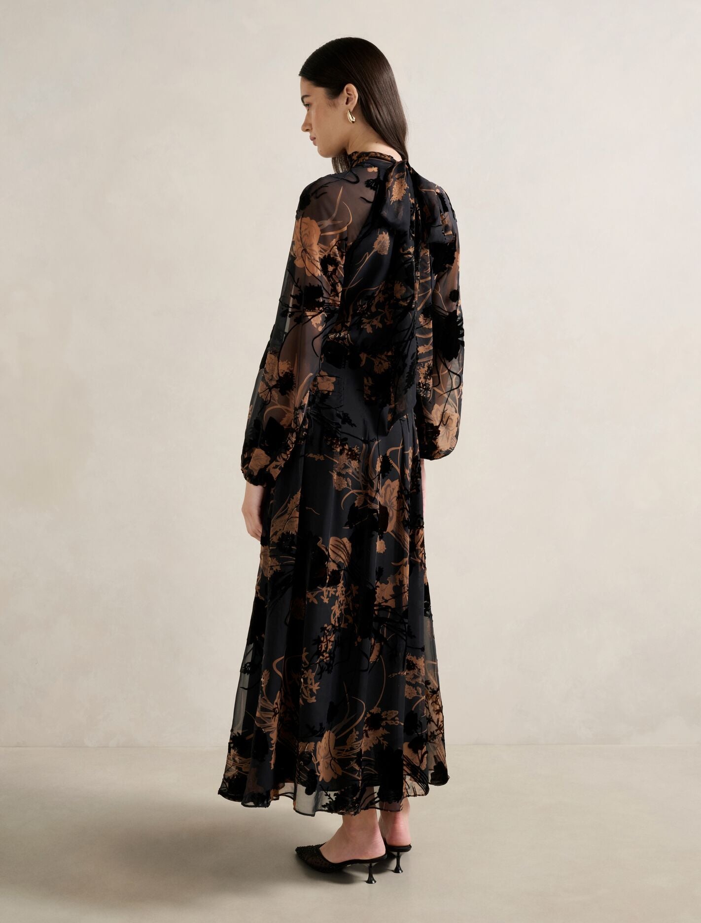 Janelle Velvet Burnout Maxi Dress Forever New