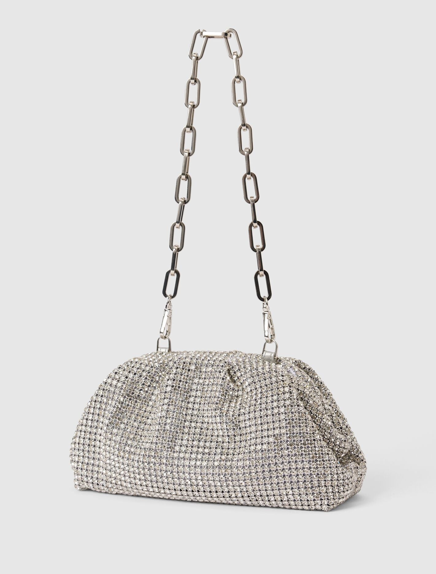 Ariel Soft Shiny Clutch Silver | Forever New