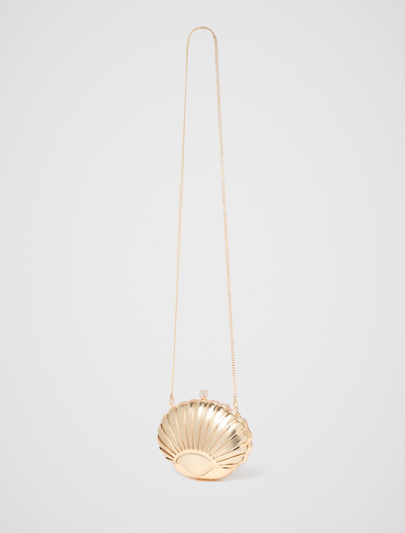 Lizzie Shell Hardcase Clutch Forever New