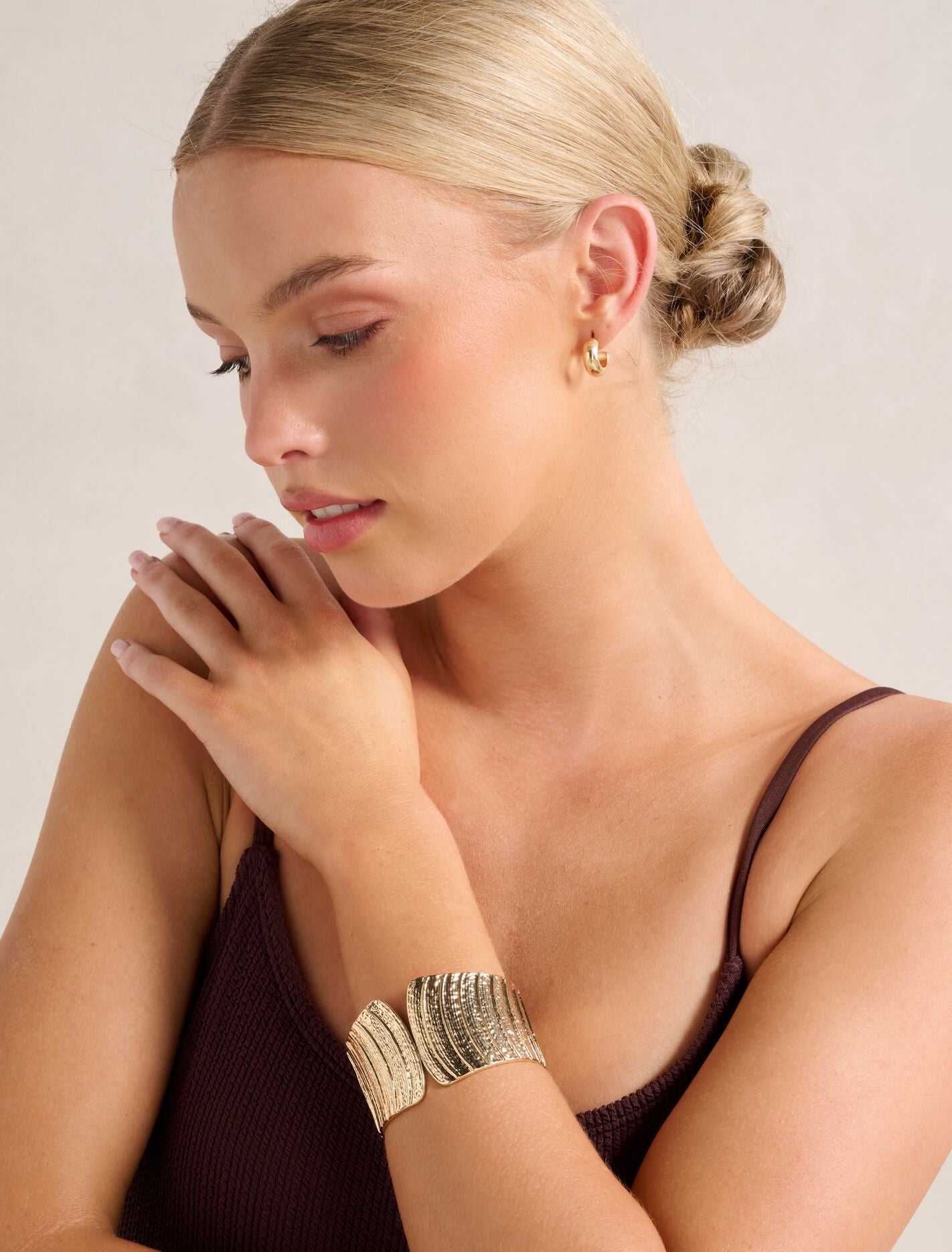 Signature Lillian Shell Cuff Bangle