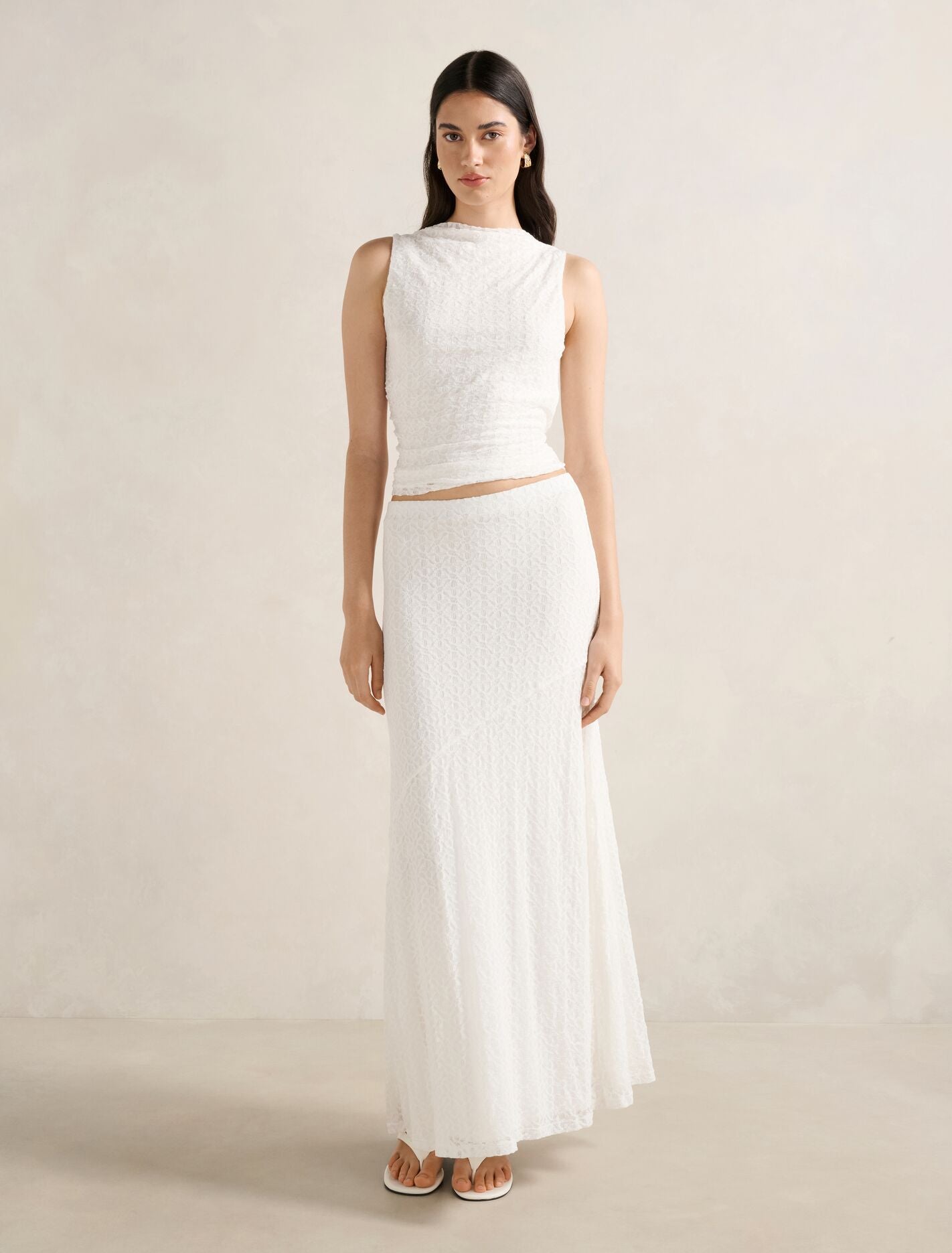 Tahlia Textured Lace Tank Top Porcelain Co-ord | Forever New
