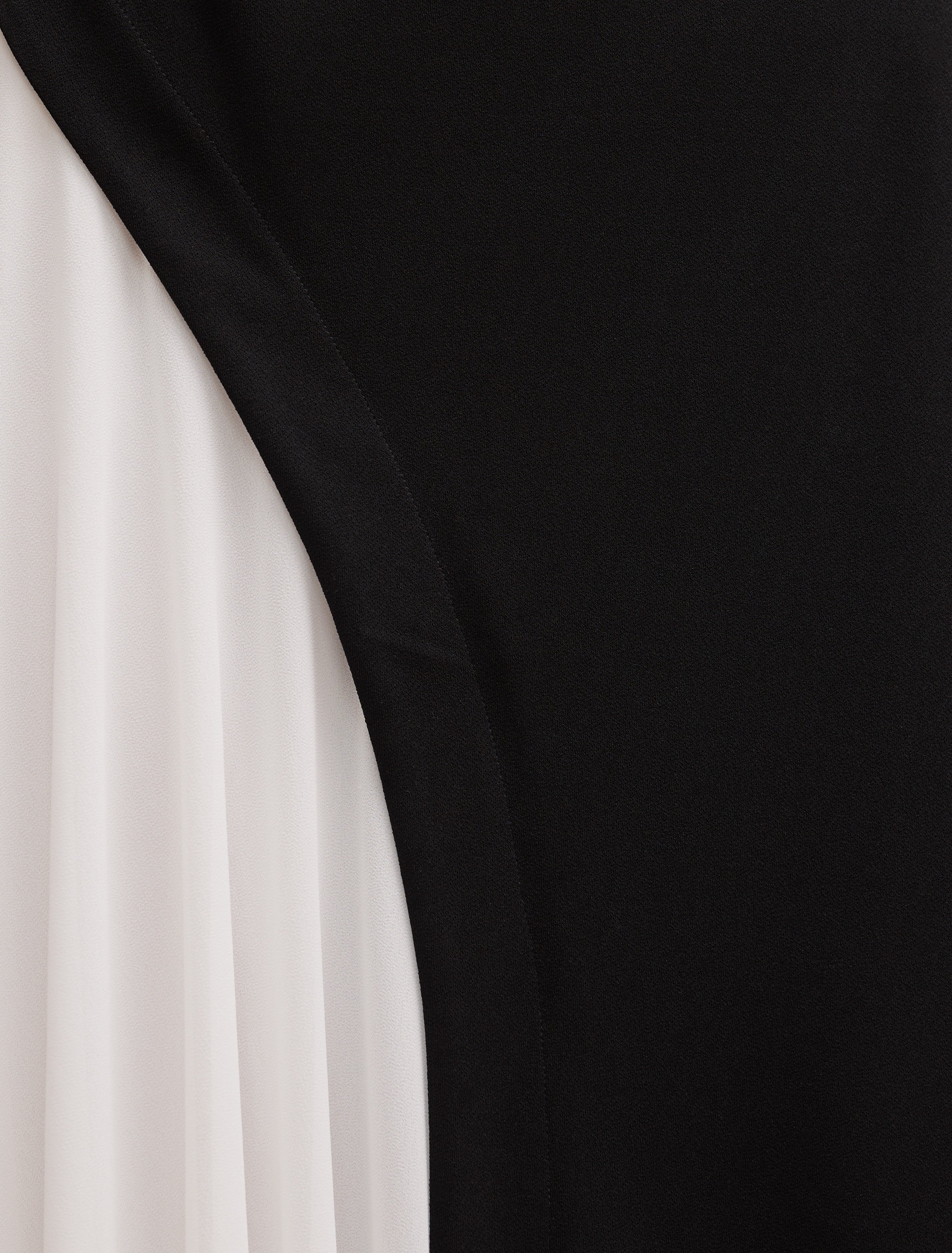 Candace Halter Contrast Maxi Dress Forever New