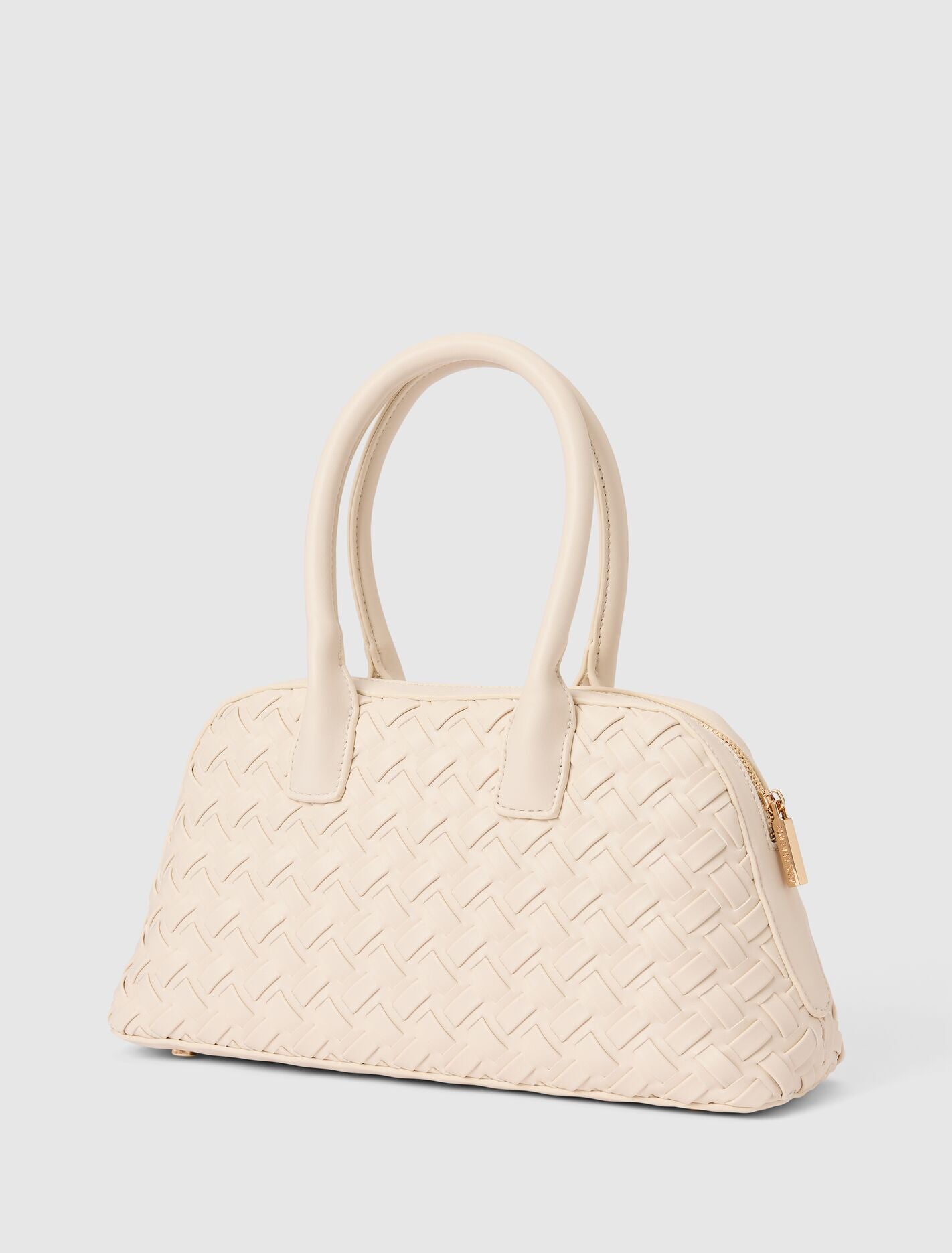 Kendra Weave Kettle Bag Forever New