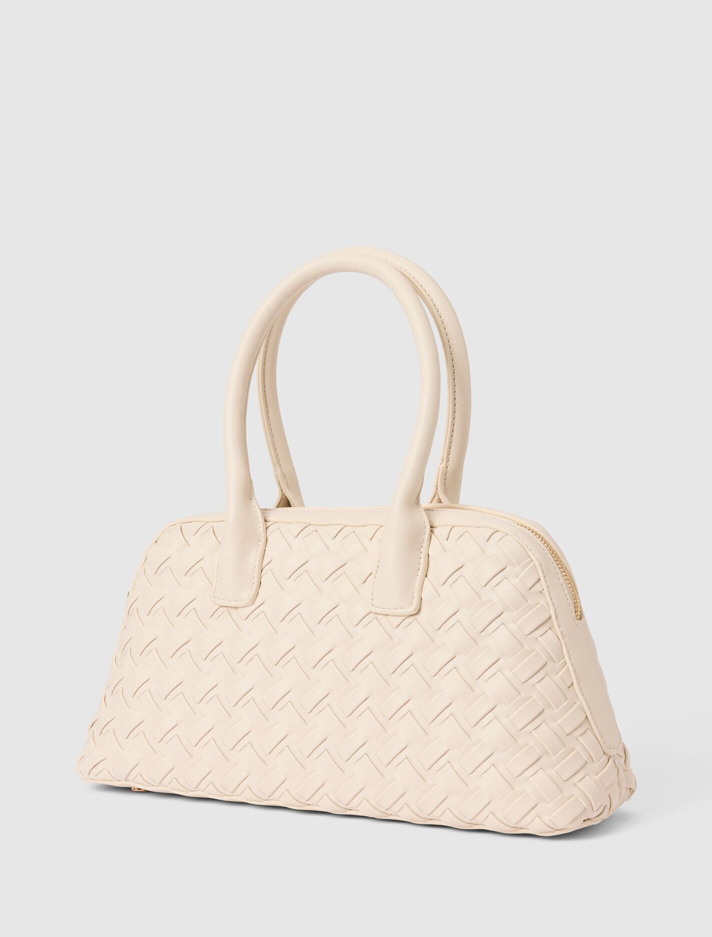 Kendra Weave Kettle Bag Forever New