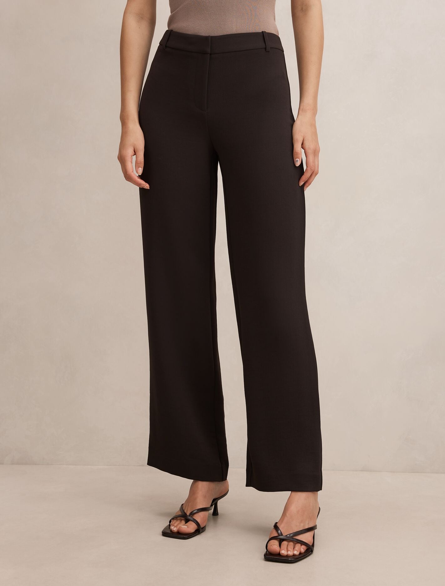 Daphne Mid Waist Straight Leg Pants Chocolate Suit Forever New