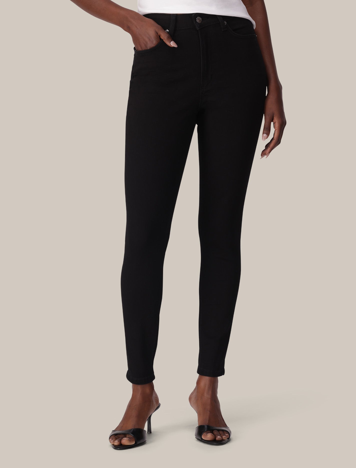 Hayley High-Rise Sculpt Jeans Black Forever New