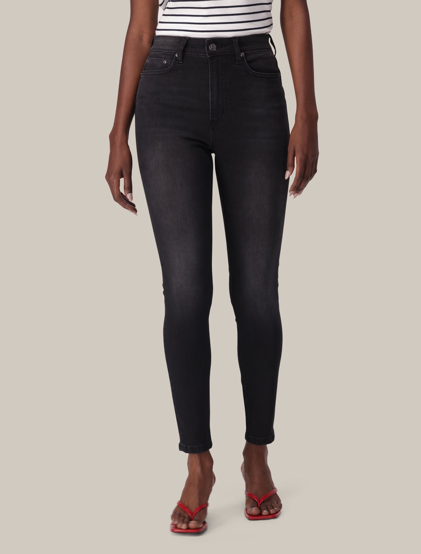 Hayley High-Rise Sculpt Jeans Washed Black Forever New