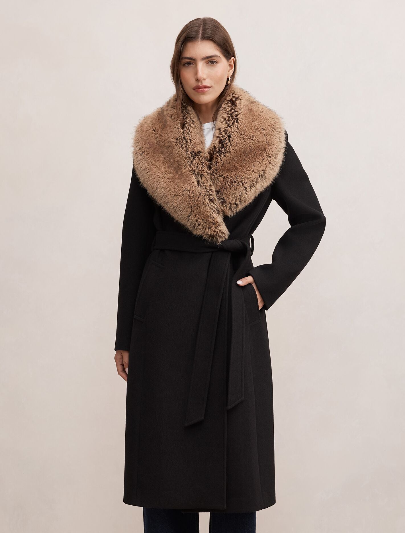 Shelby Faux Fur Collar Coat Black/Camel | Forever New