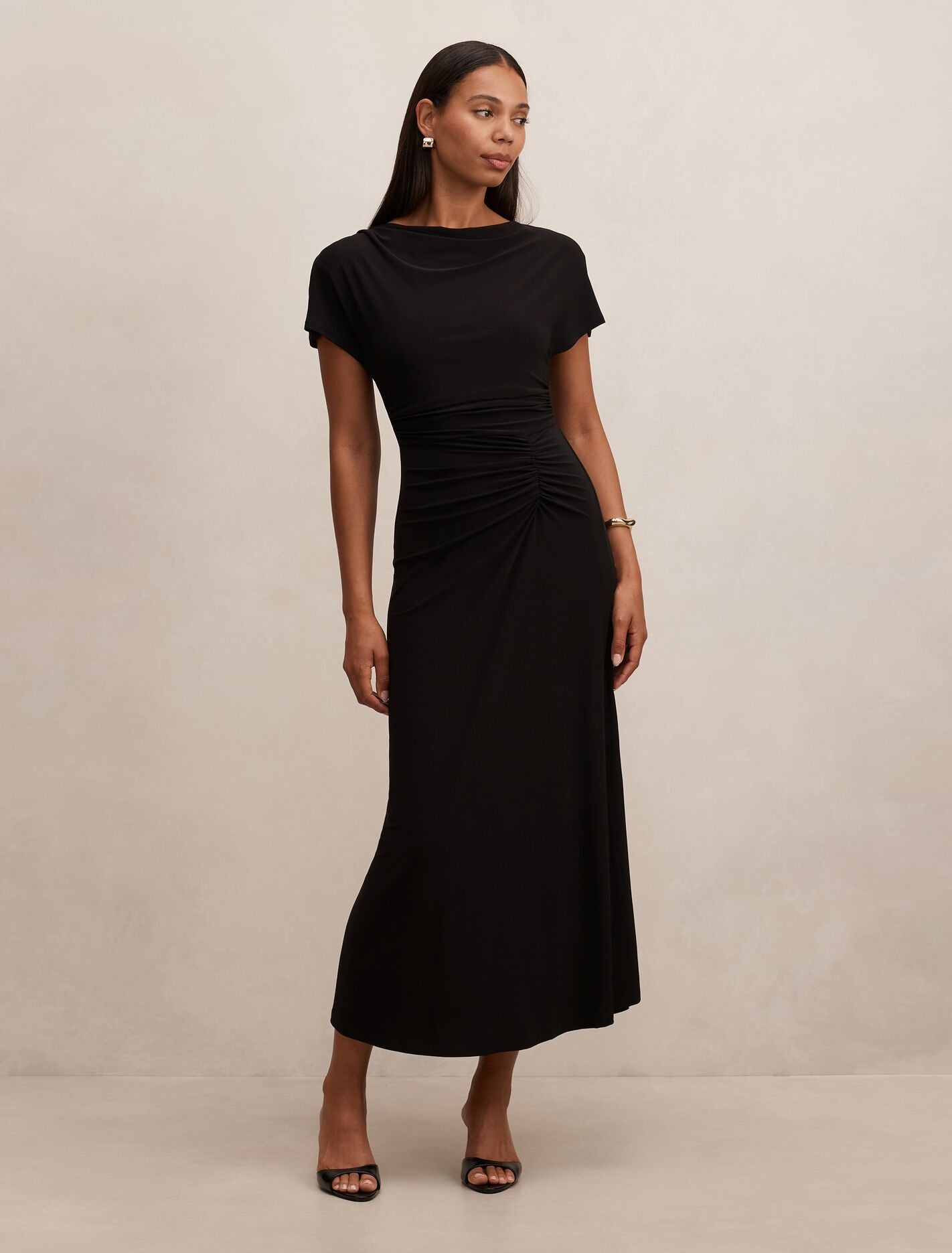 Tahnee Grown On Sleeve Maxi Dress Black Forever New