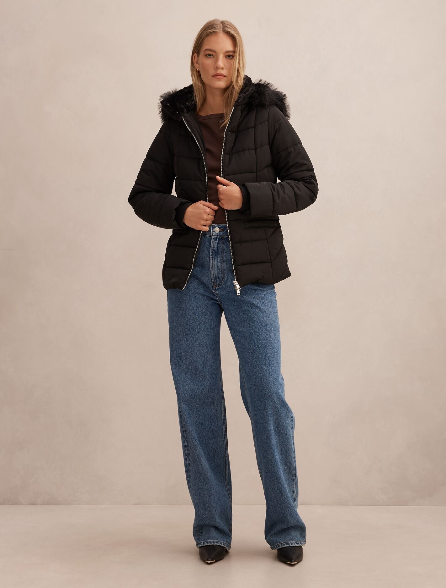 Macey Short Puffer Jacket Forever New