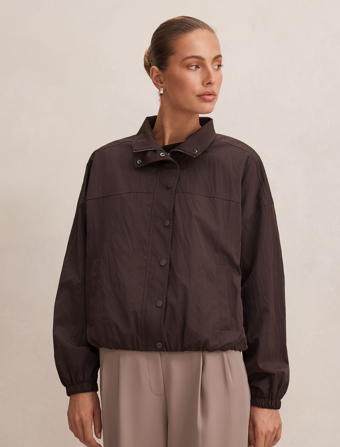 Eliza Windbreaker Jacket Chocolate | Forever New