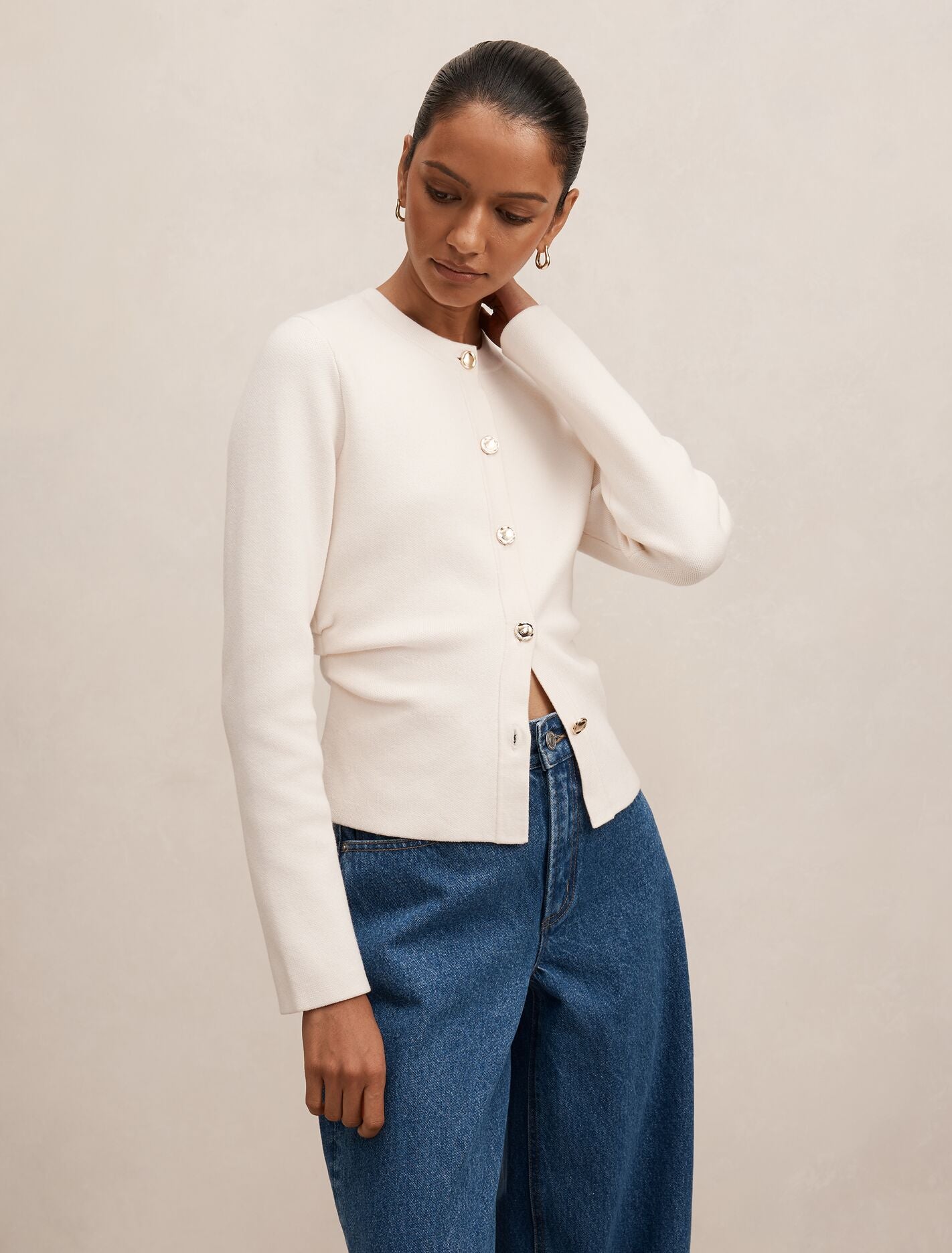 Valencia Petite Structured Cardigan Vanilla | Forever New