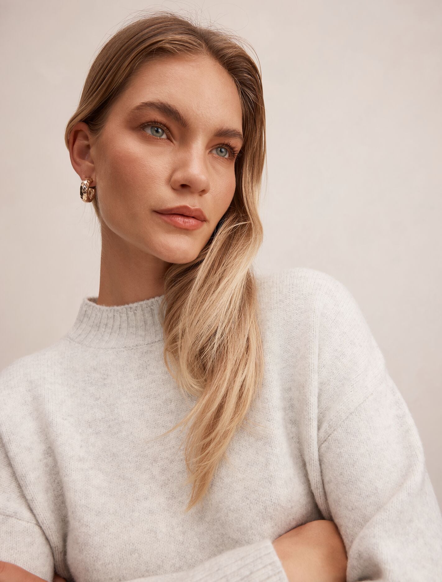 Kerrie Relaxed Sweater Soft Grey | Forever New