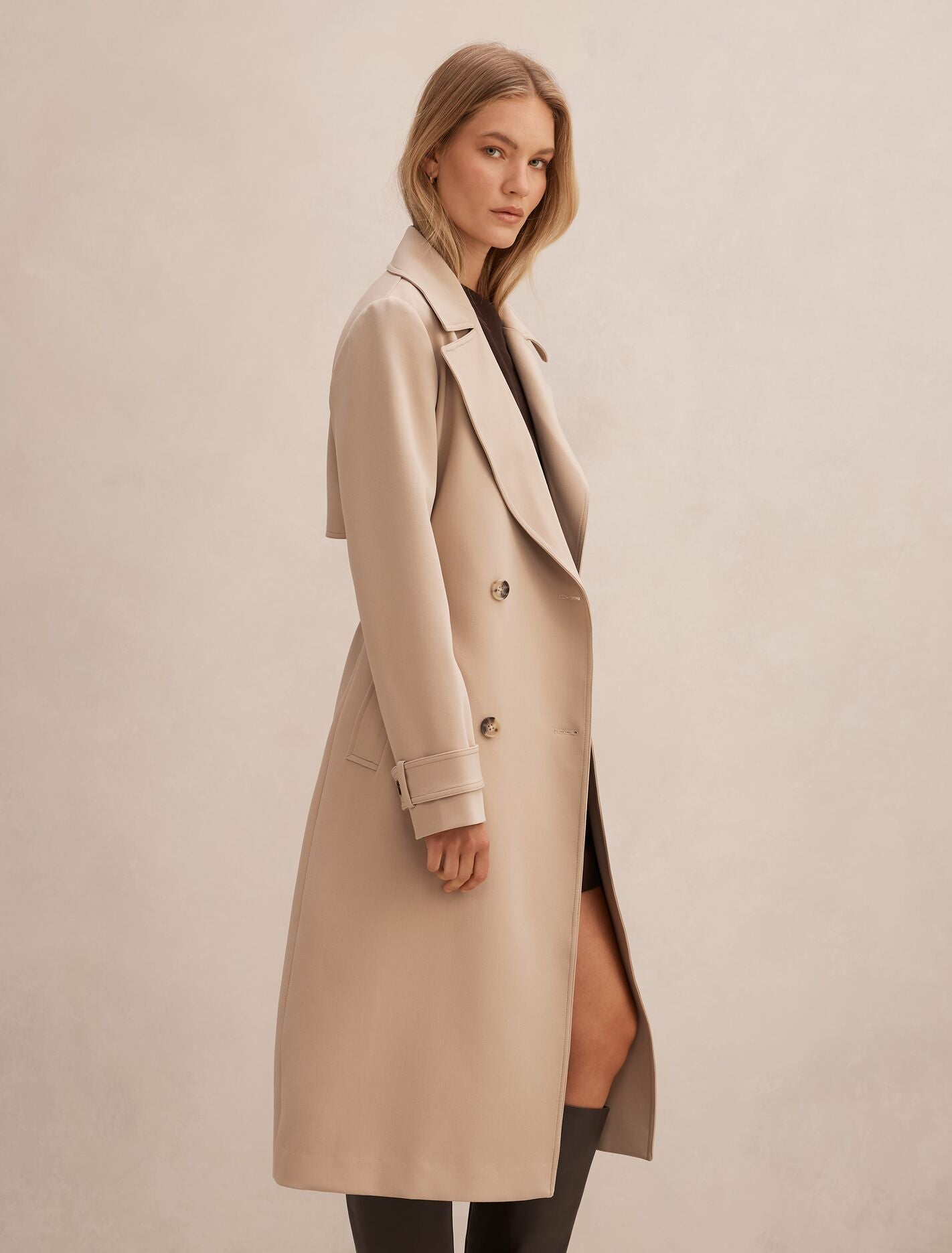 Lilah Trench Coat Neutral | Forever New
