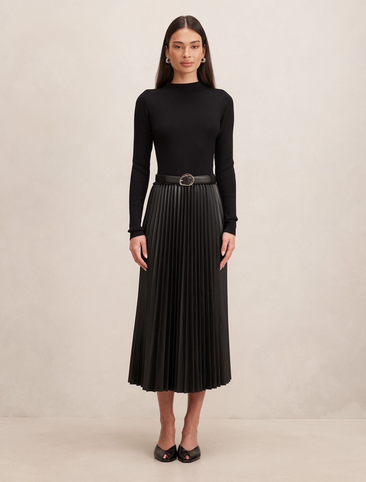Gianna Pu Pleated Midi Dress Forever New
