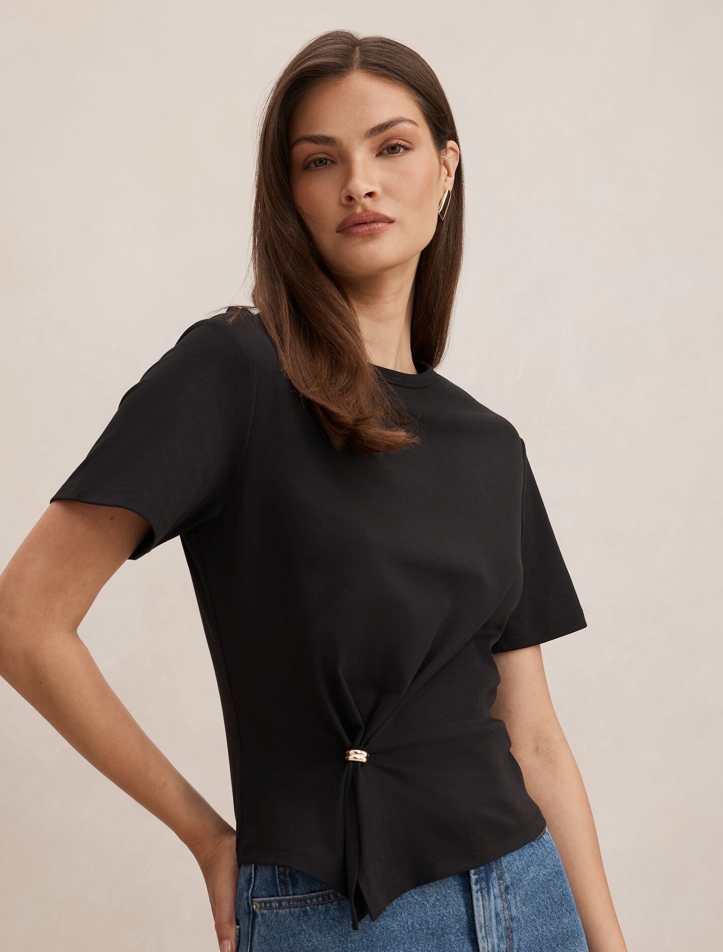 Lani Hardware Detail T-shirt Black | Forever New
