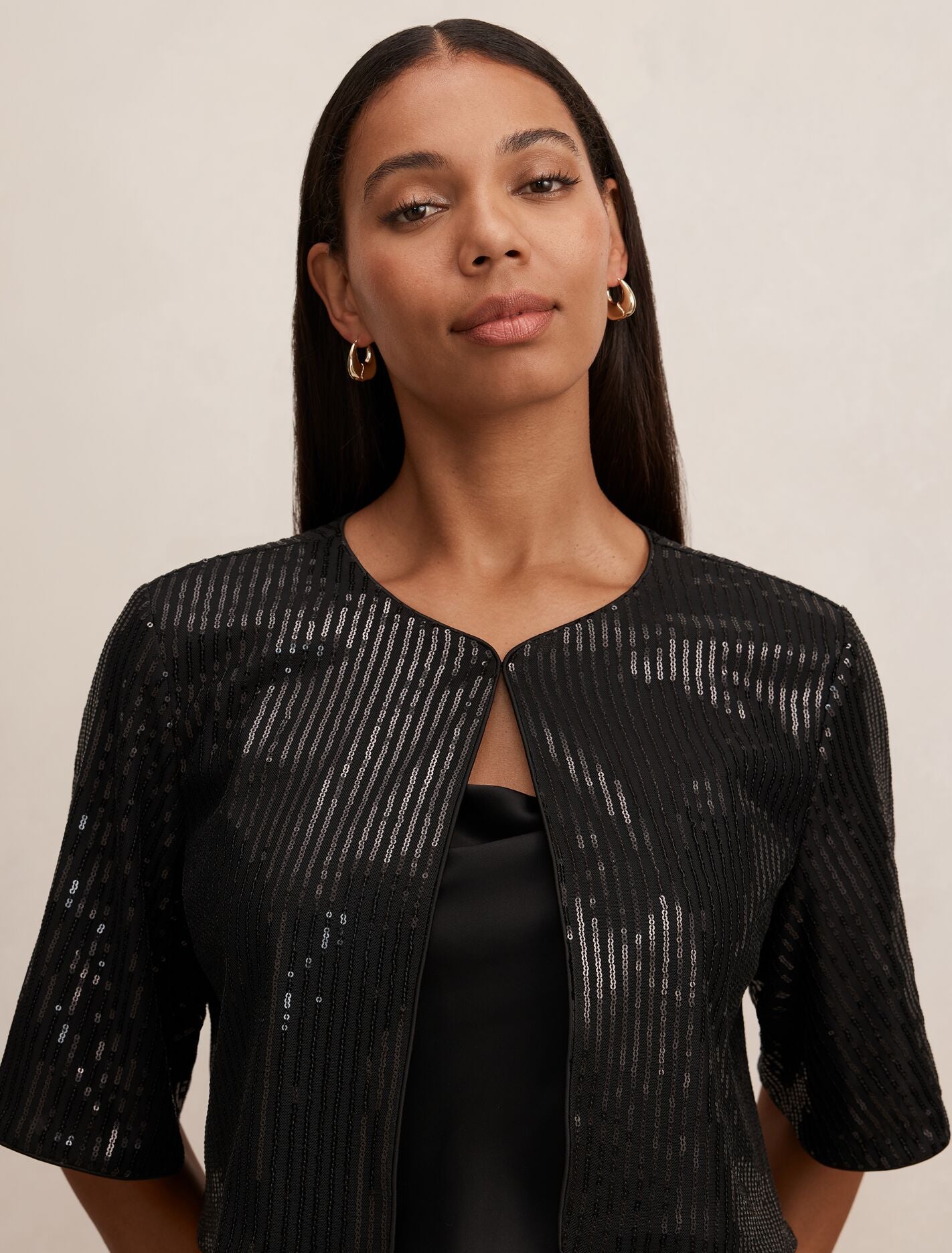 Sasha Sequin Cape Black | Forever New
