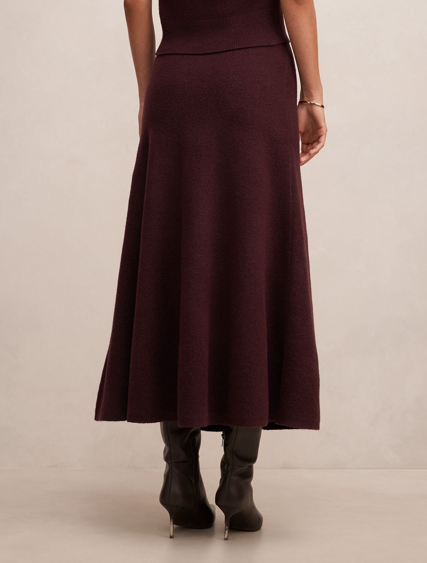 Elliotte Knitted Full Midi Skirt Forever New