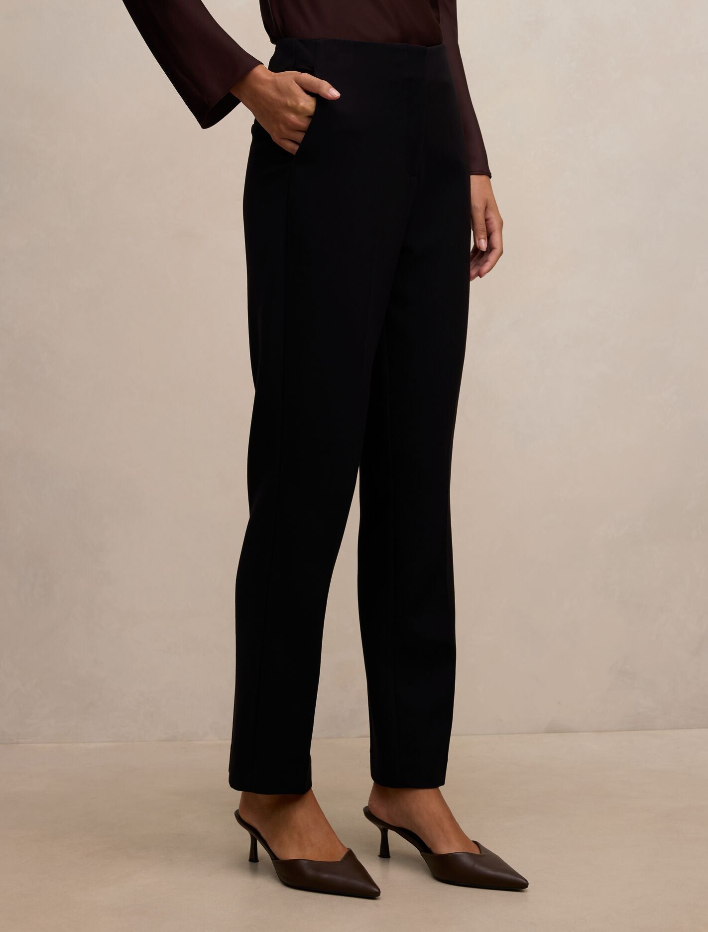Jemima Tapered Pants Black | Forever New