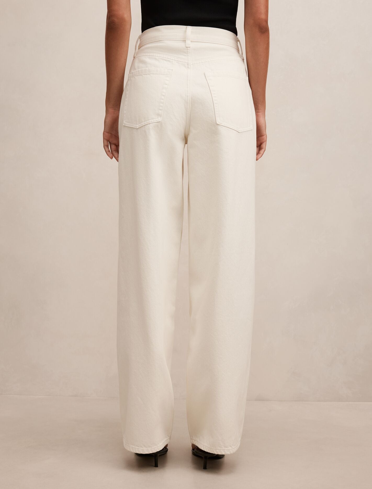 Gia High-Rise Wide Leg Jeans Forever New