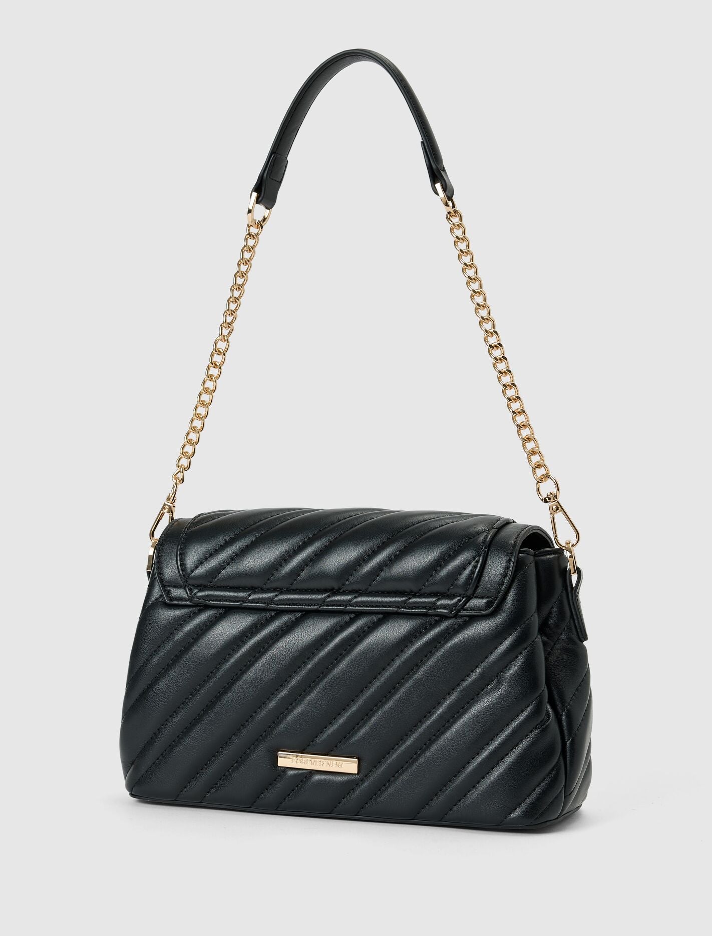 Madeline Medium Quilt Shoulder Bag Black | Forever New