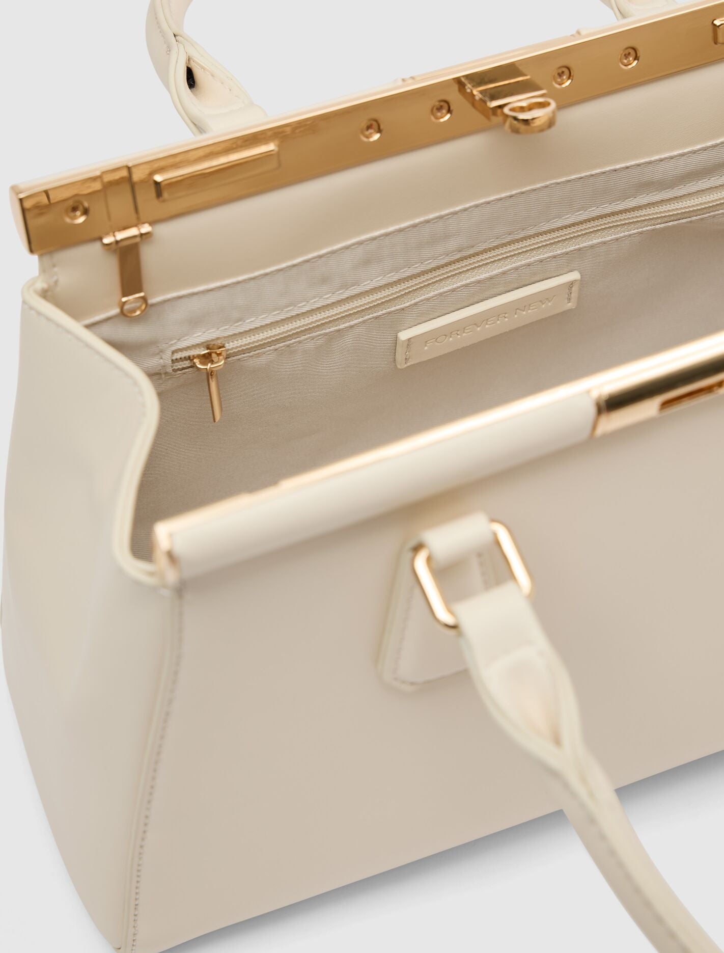 バッグ MARI Marie Medium Lock Grab Bag Ivory | Forever New