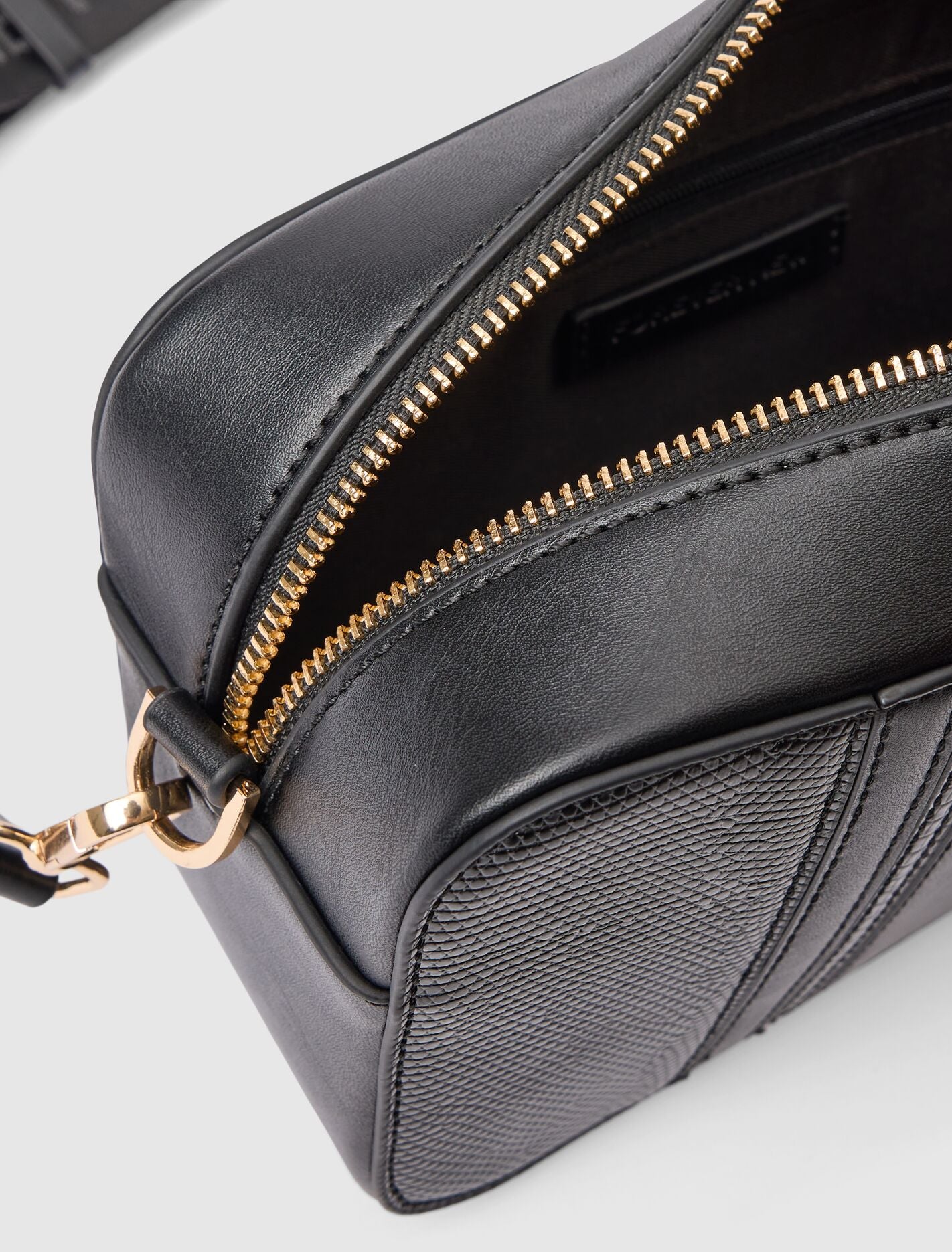 Mimi Camera Multi Strap Bag Forever New