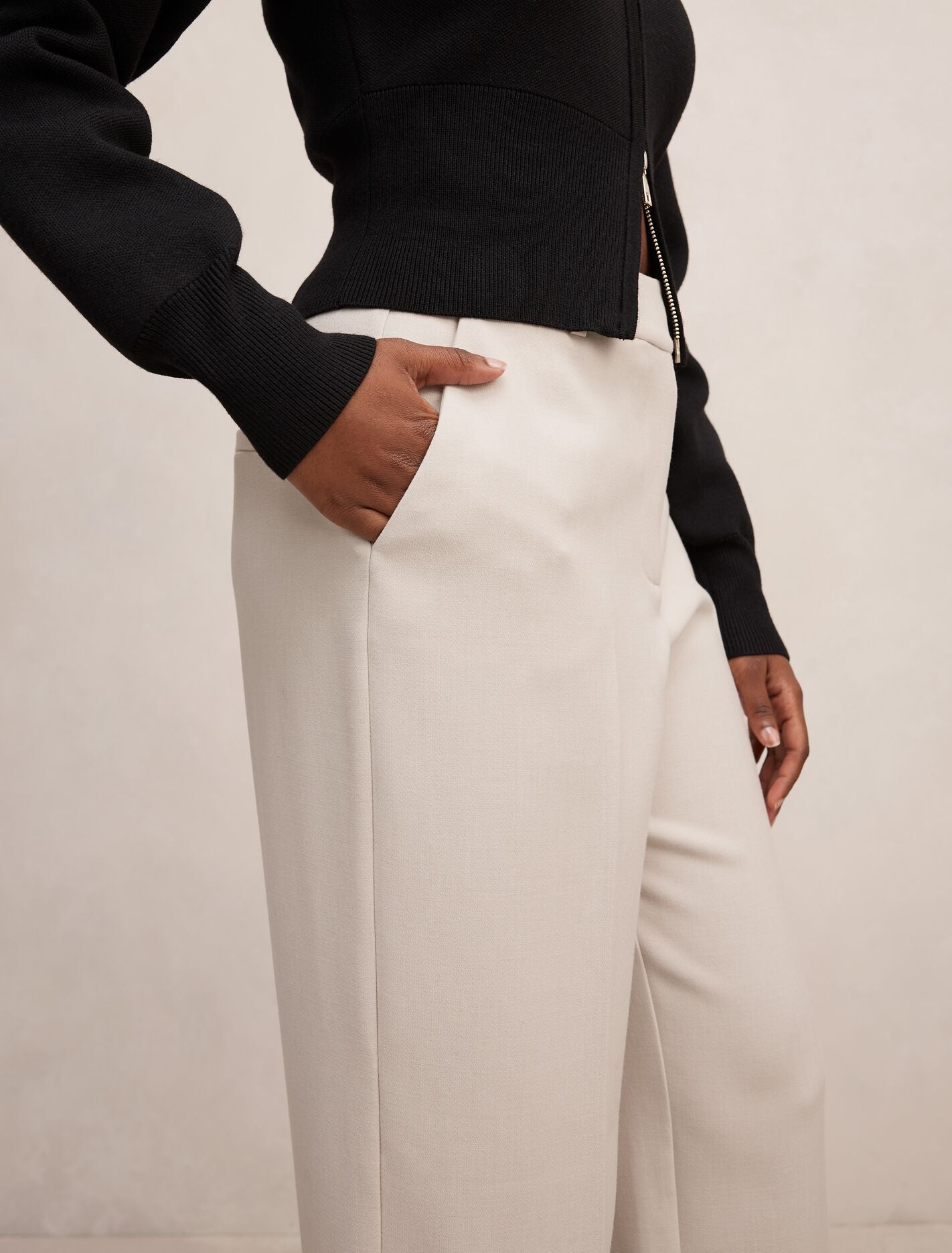 Ada Petite Straight Leg Pants Forever New