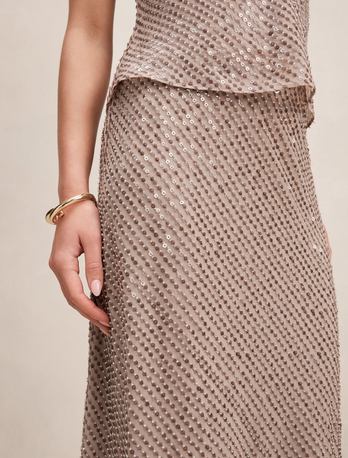 Amara Sequin Midi Skirt Forever New