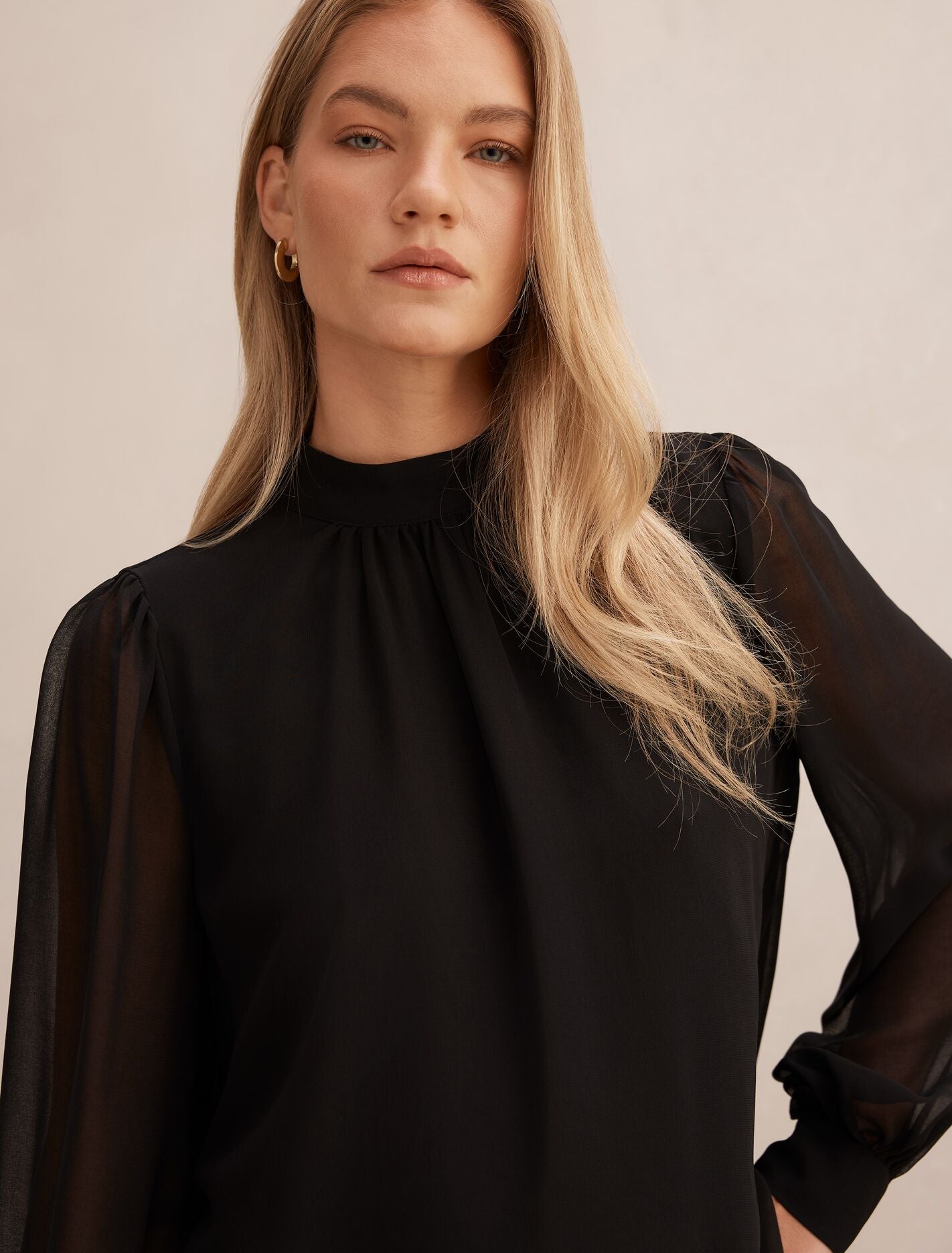 Deja Sheer Blouse Forever New