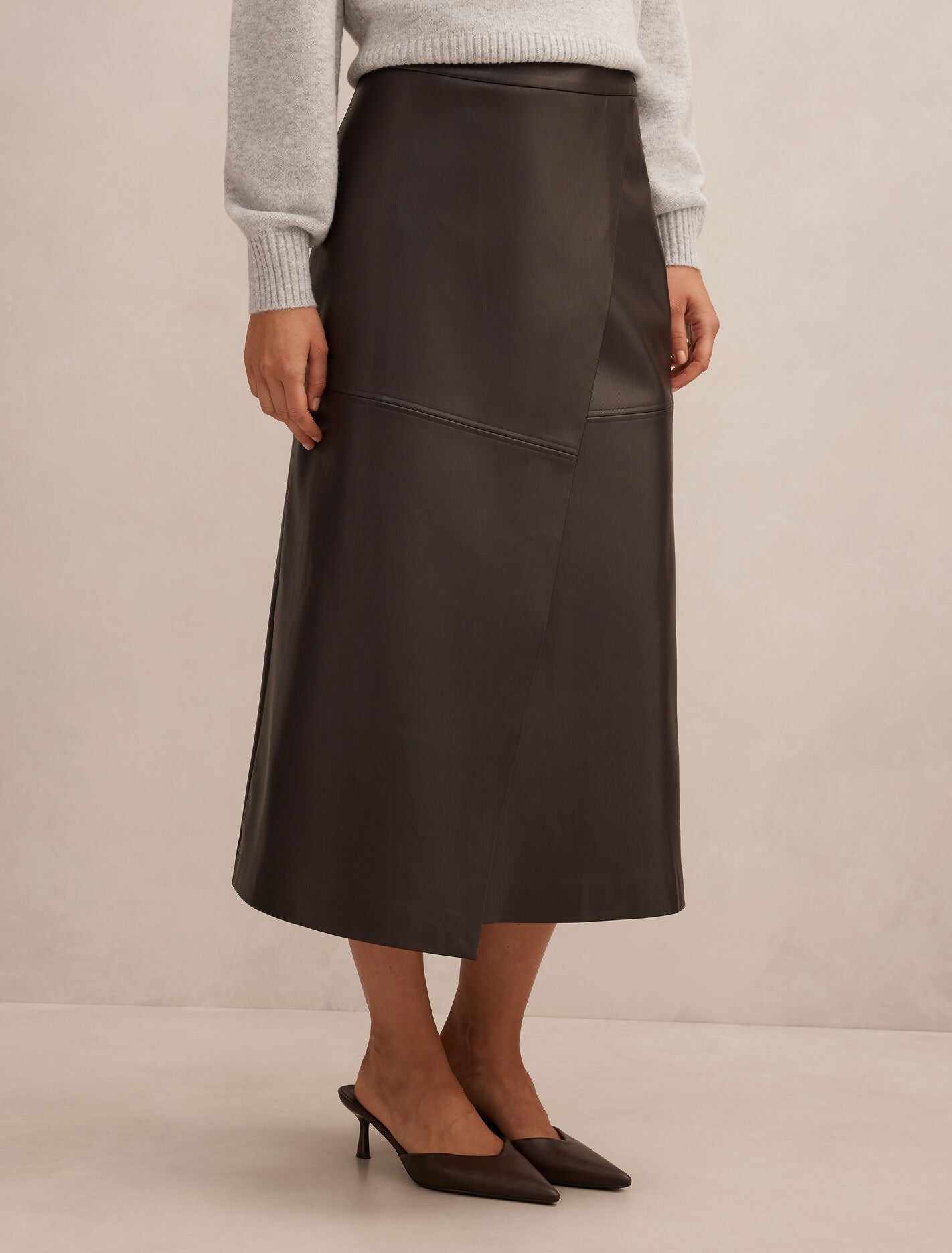 Amelia Pu Wrap Skirt Forever New