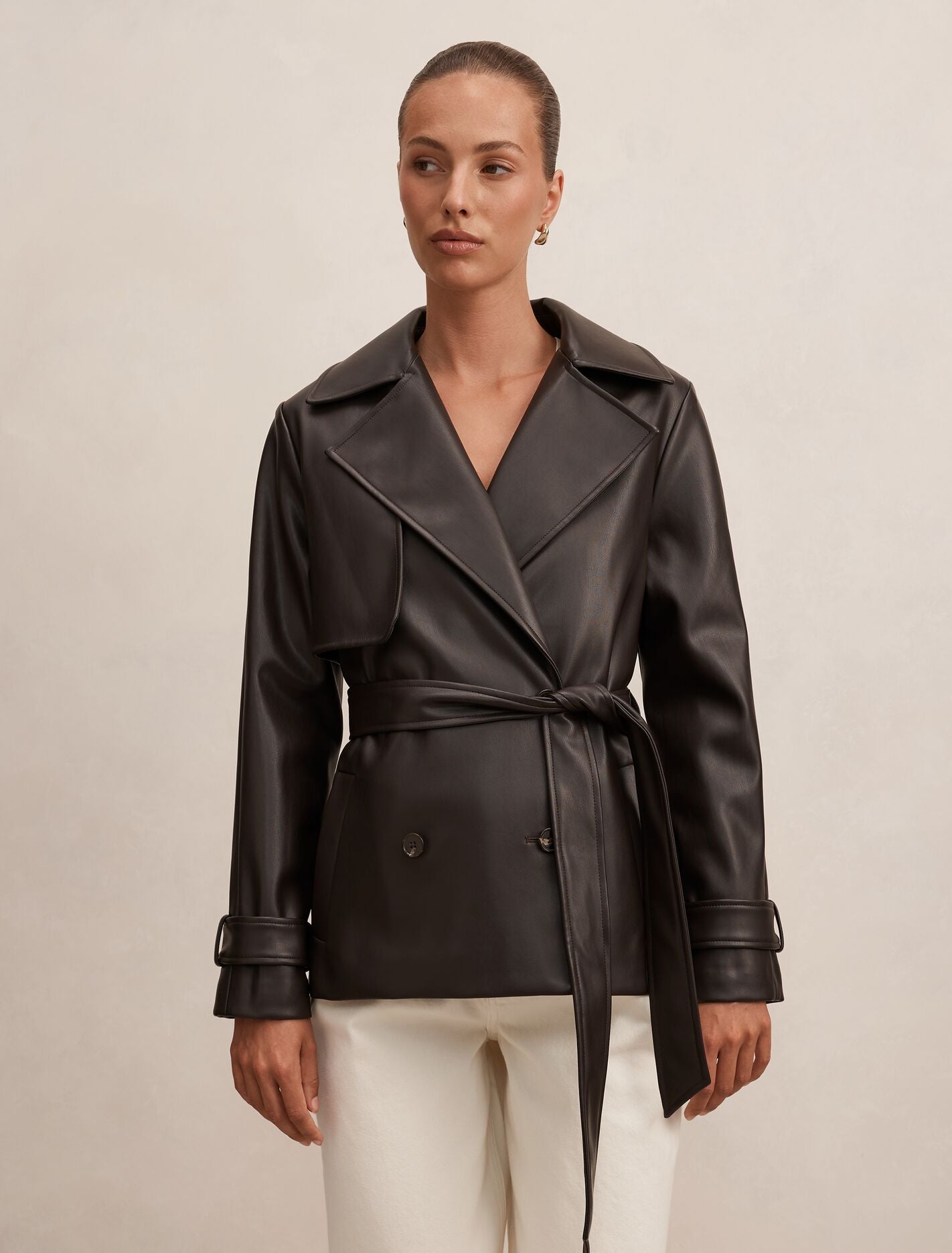 Payton Short PU Trench Coat Chocolate | Forever New