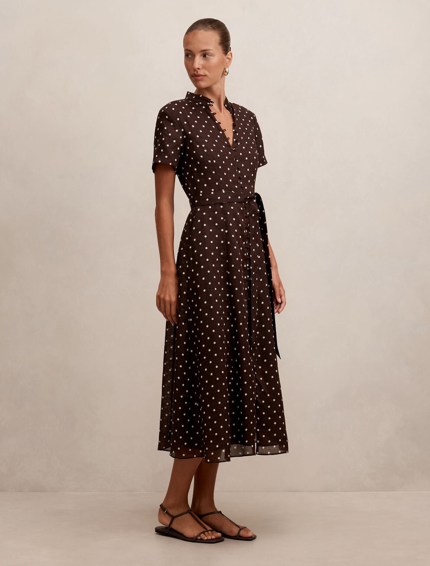 Therese Short Sleeve Midi Dress Forever New