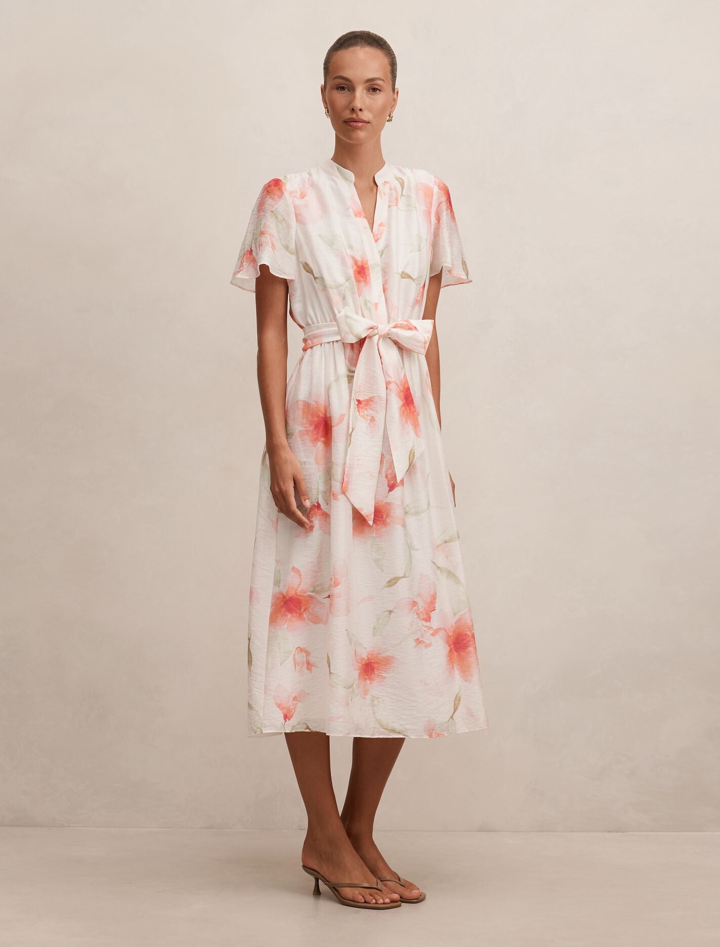 Dahlia Button Tie Midi Dress Forever New