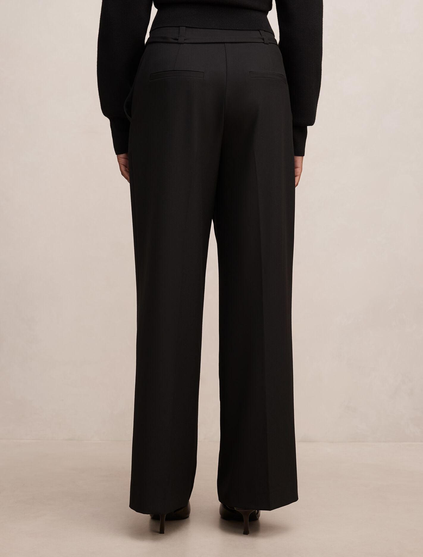 Kyla Petite Belted Straight Leg Pants Forever New