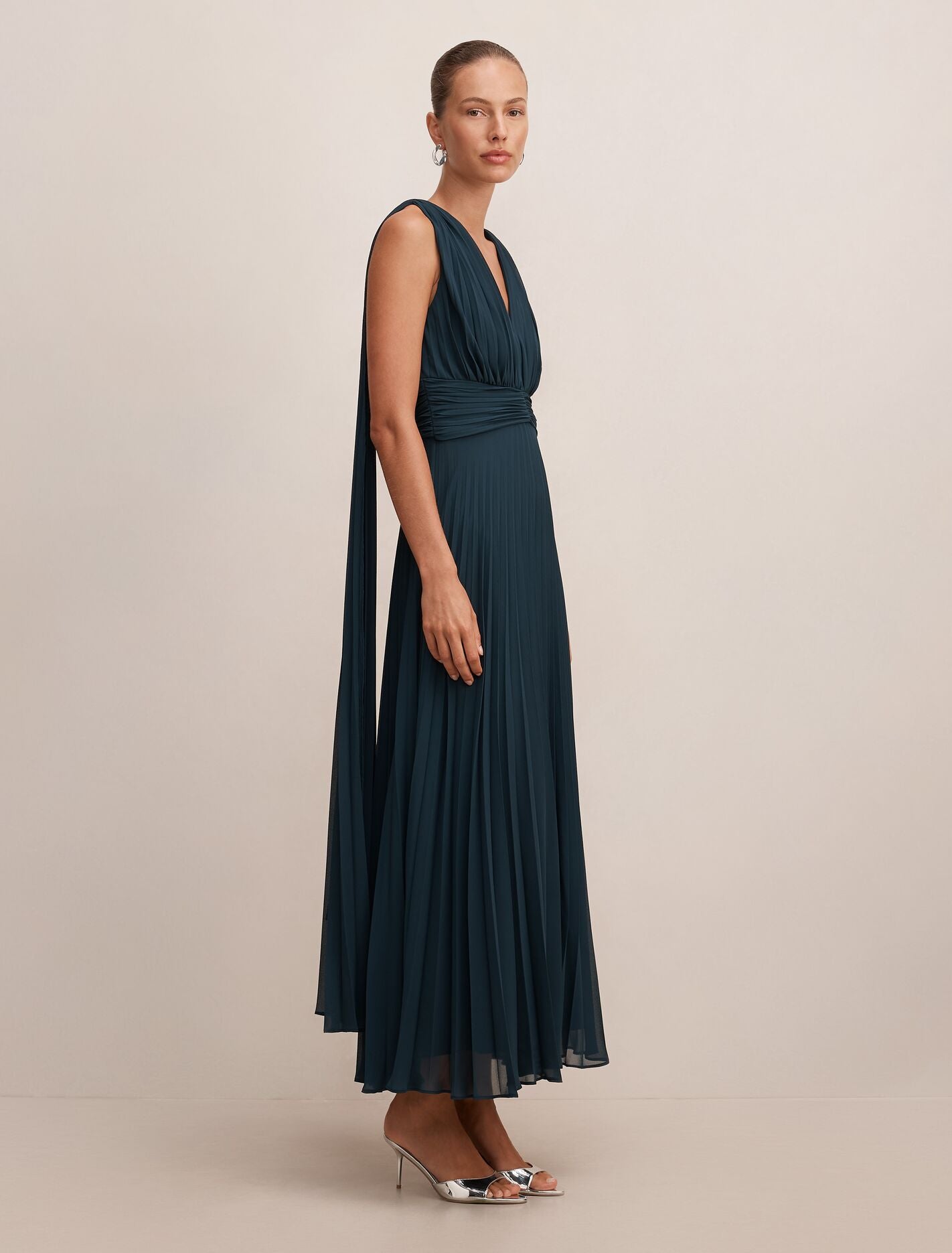 Leia Pleated Cape Maxi Dress Forever New