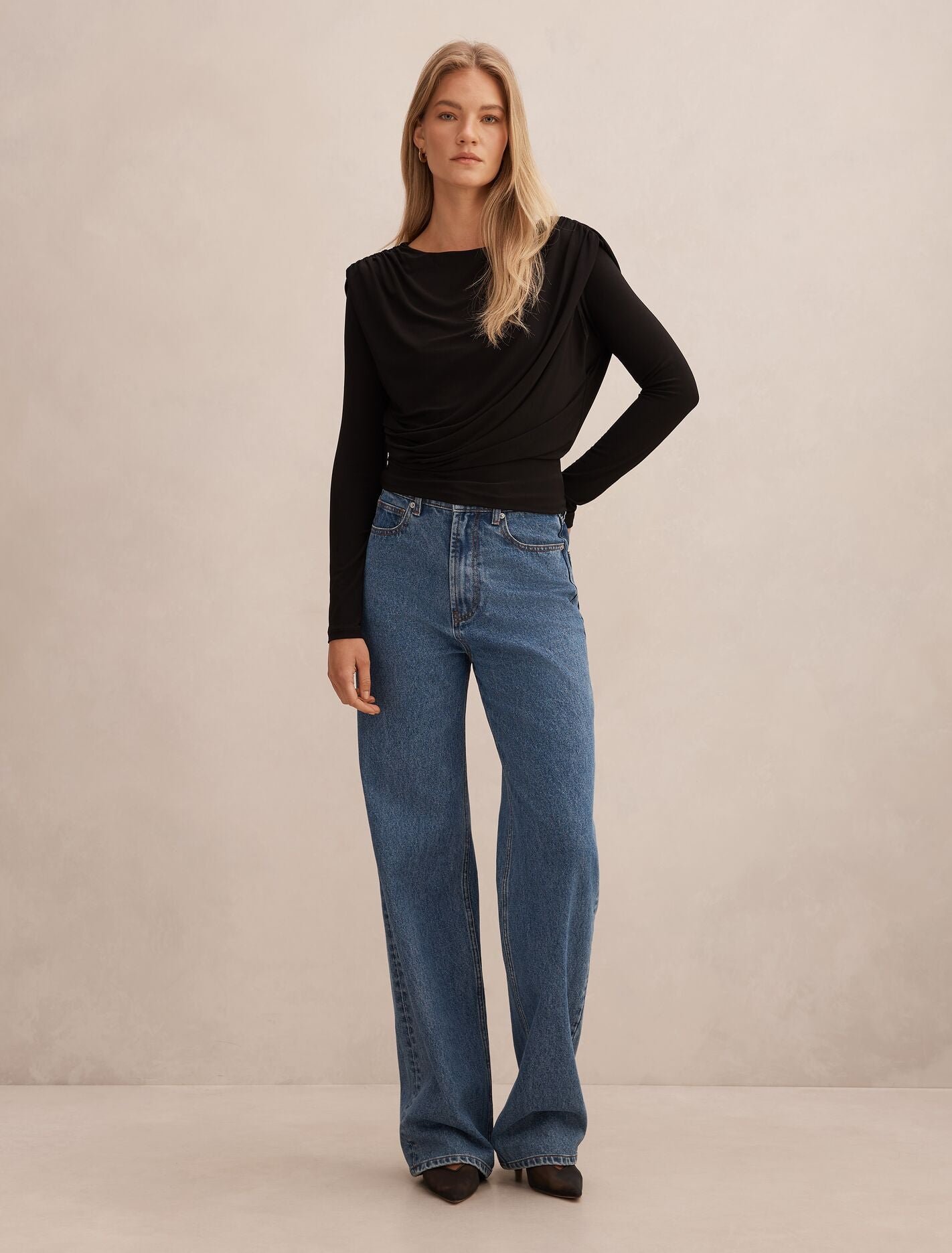 Estelle Bubble Waist Long Sleeve Top Forever New