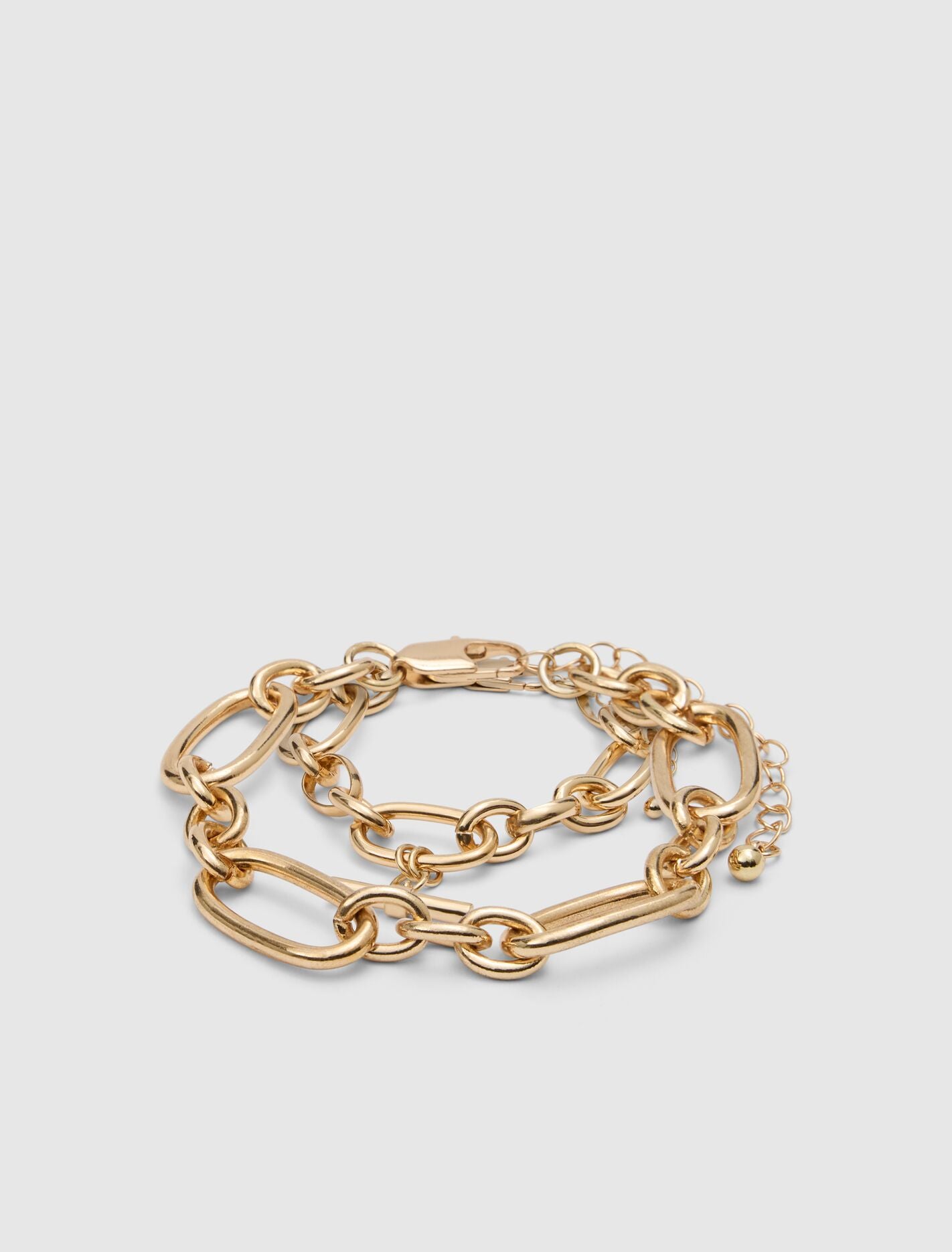 Signature Cira Chunky Bracelet 0 Gold Forever New