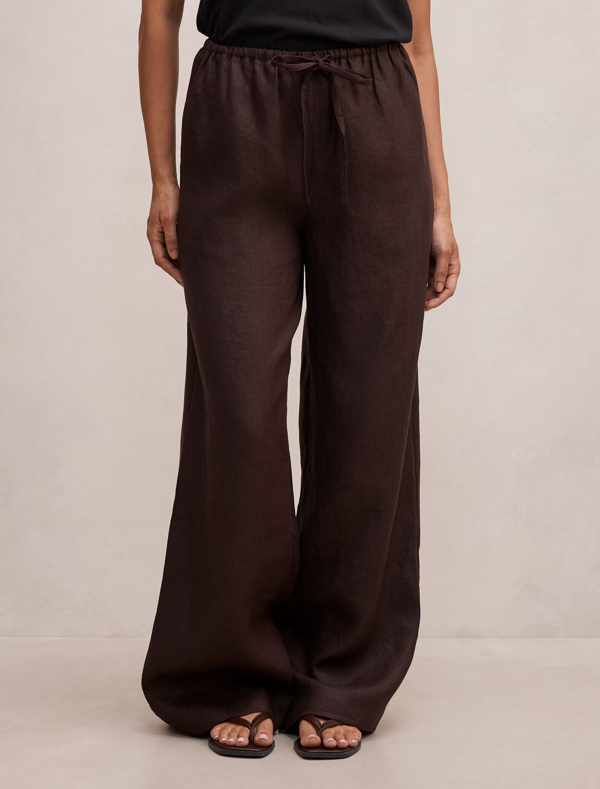 Lily Linen Drawstring Pants Dark Chocolate Forever New
