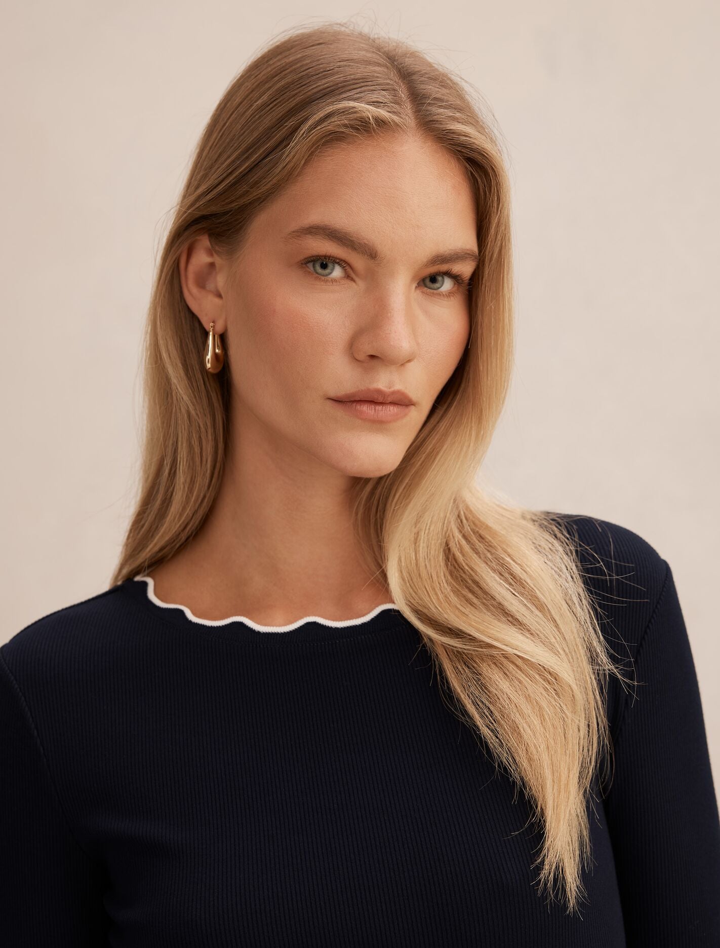 Rebecca Scallop Long Sleeve Top Forever New