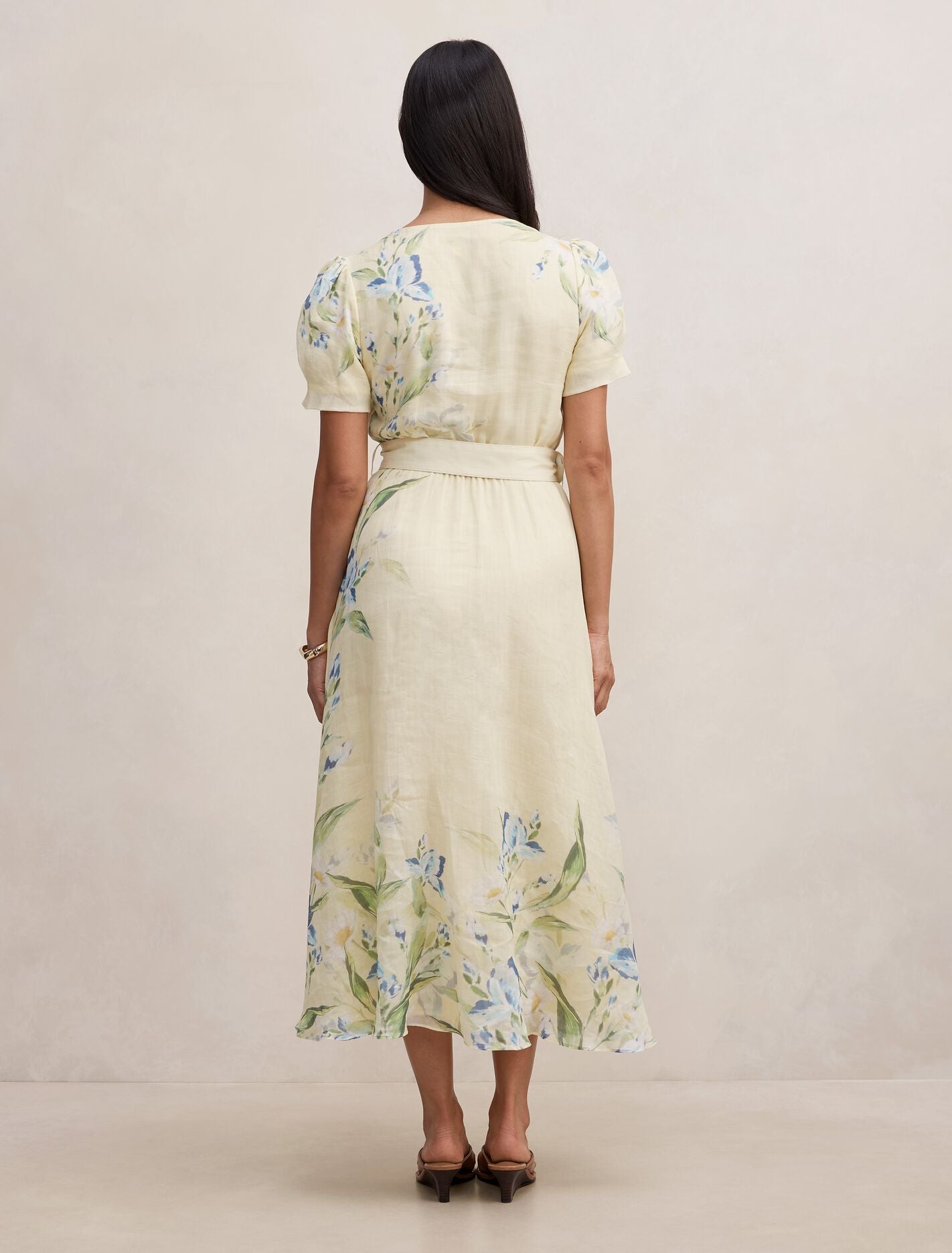Calissa V-Neck Short Sleeve Midi Dress Forever New