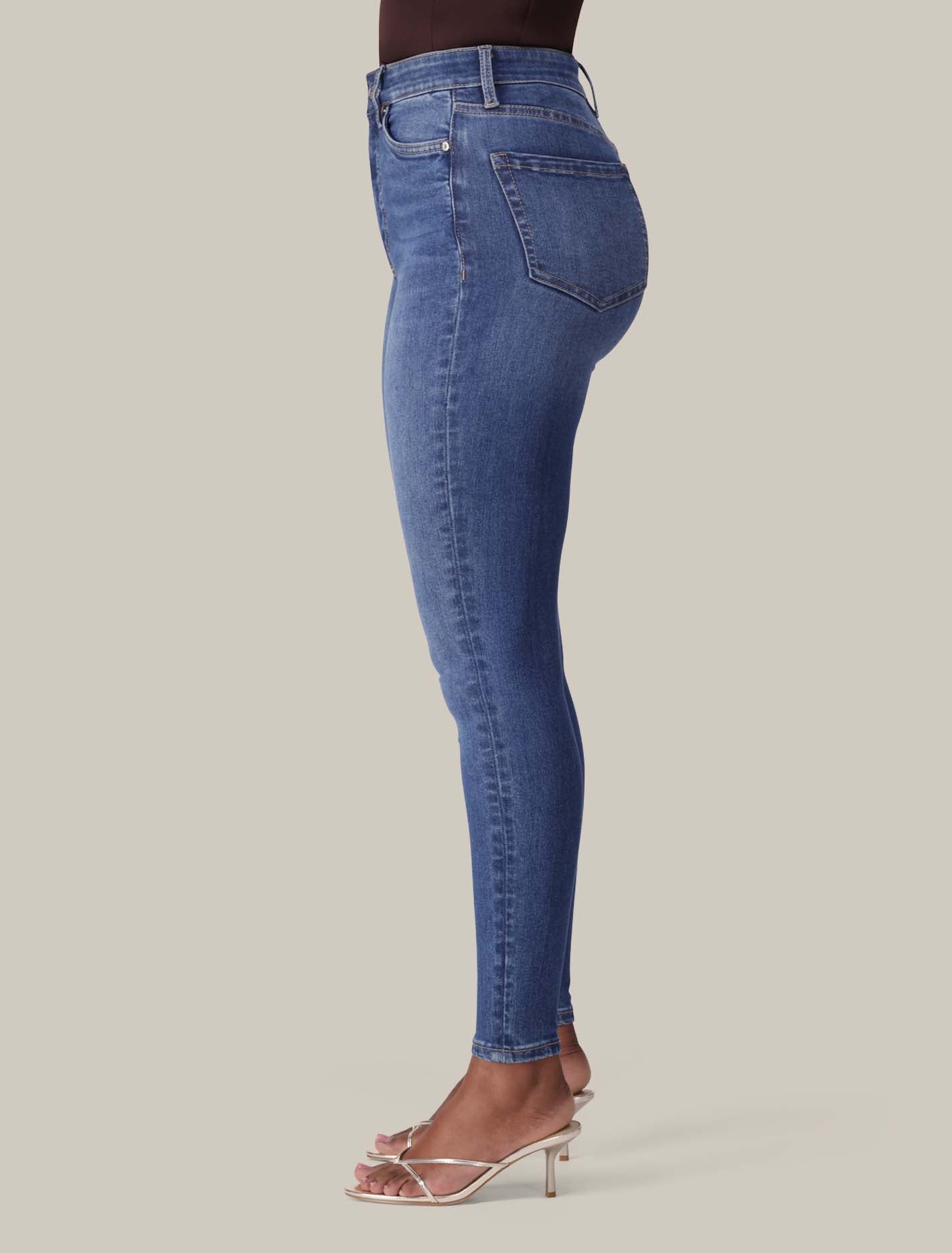 Mila High-Rise Skinny Jeans Forever New