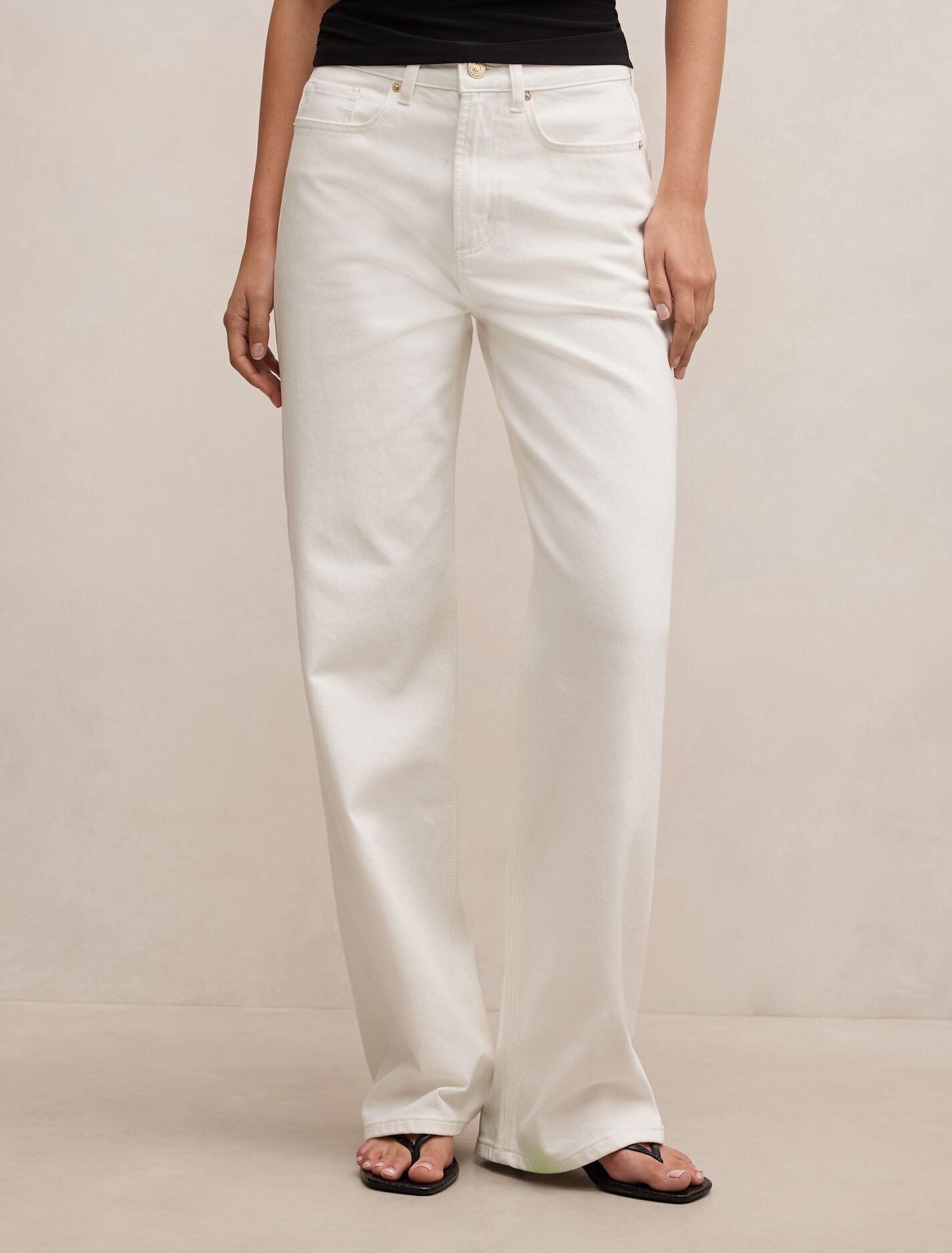Nicki Mid-Rise Straight Jeans