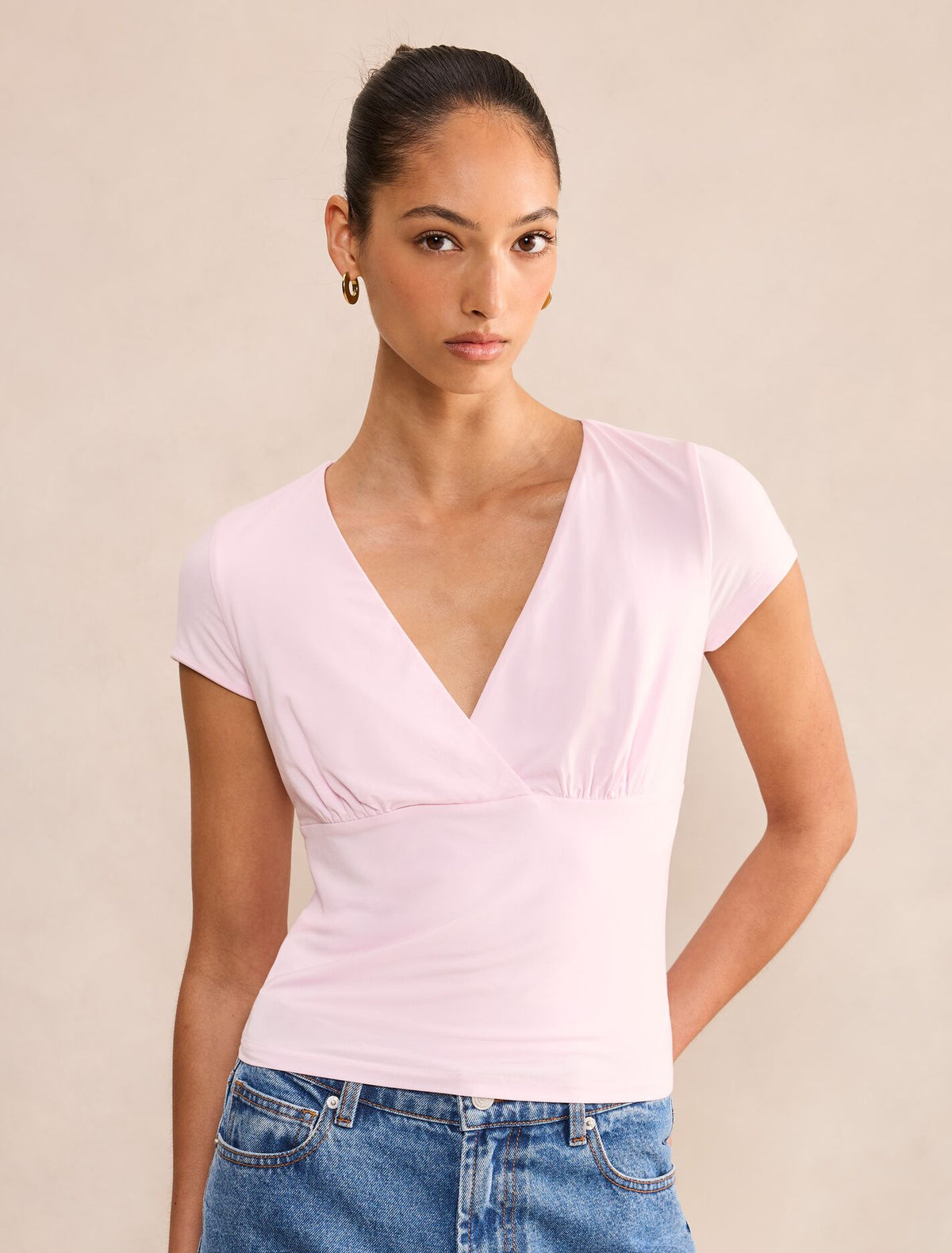 Harri Short Sleeve V-Neck Top Forever New