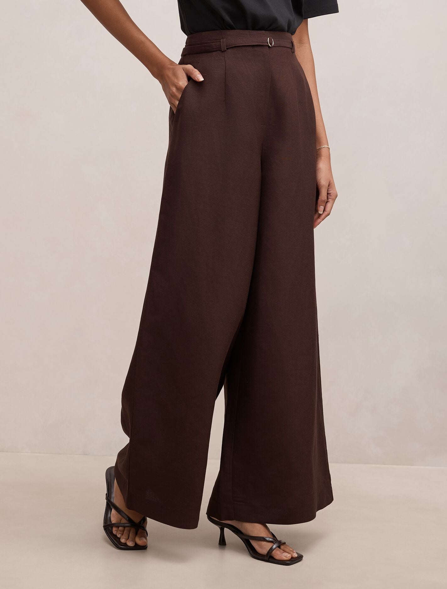 Matilda Petite Linen Blend Wide Leg Pants Forever New