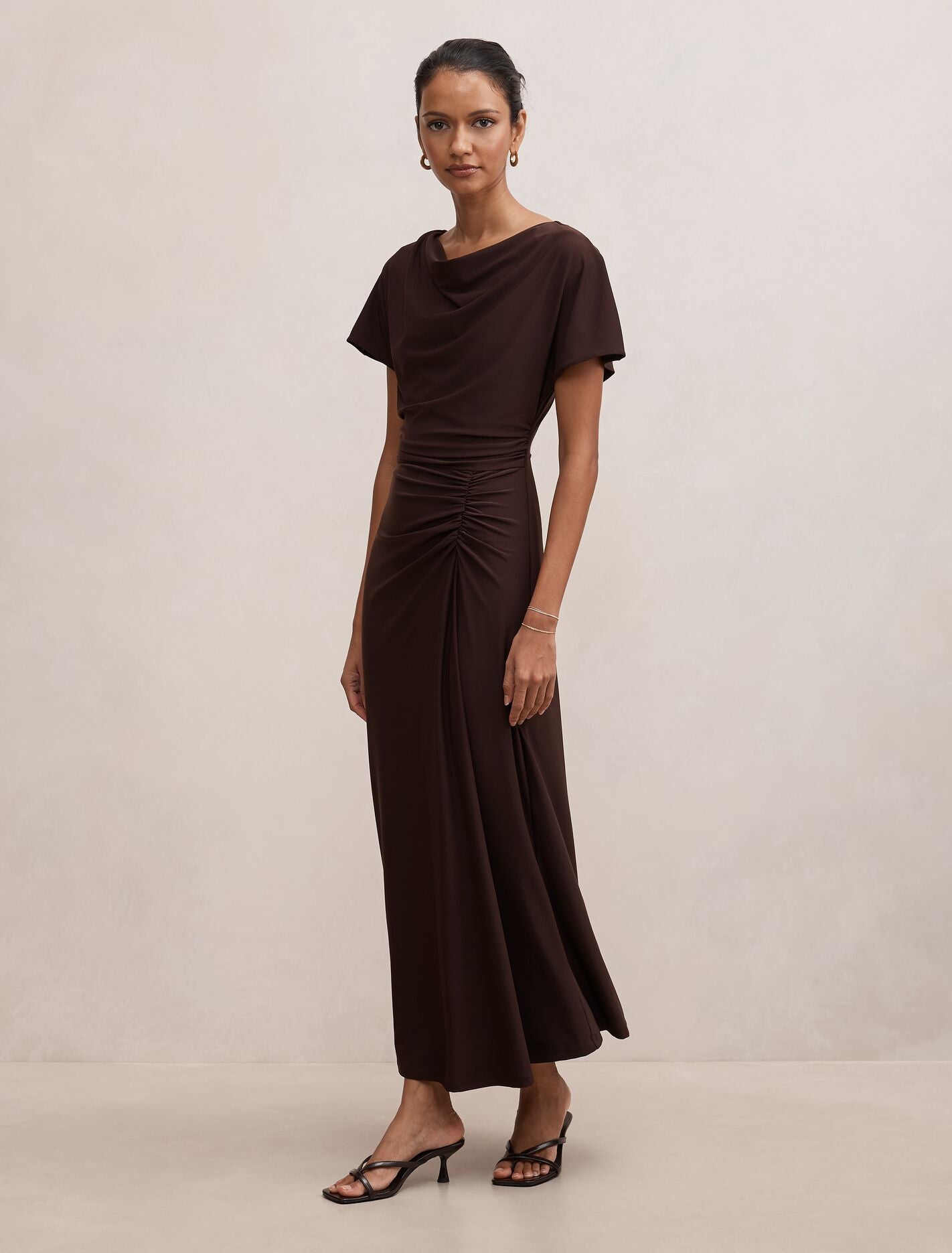 Tahnee Petite Ruched Waist Midi Dress Forever New