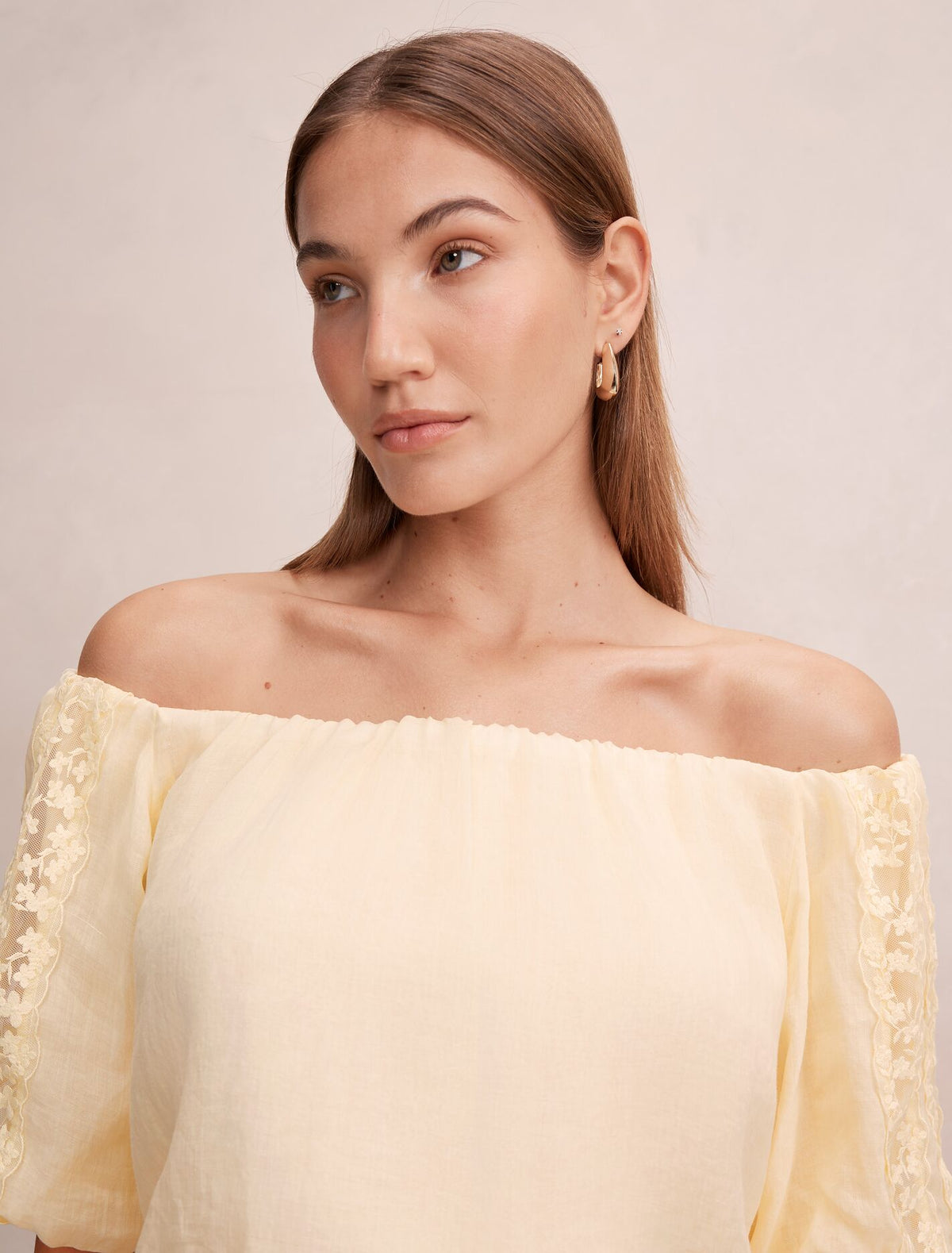 Naomi Off Shoulder Bubble Top